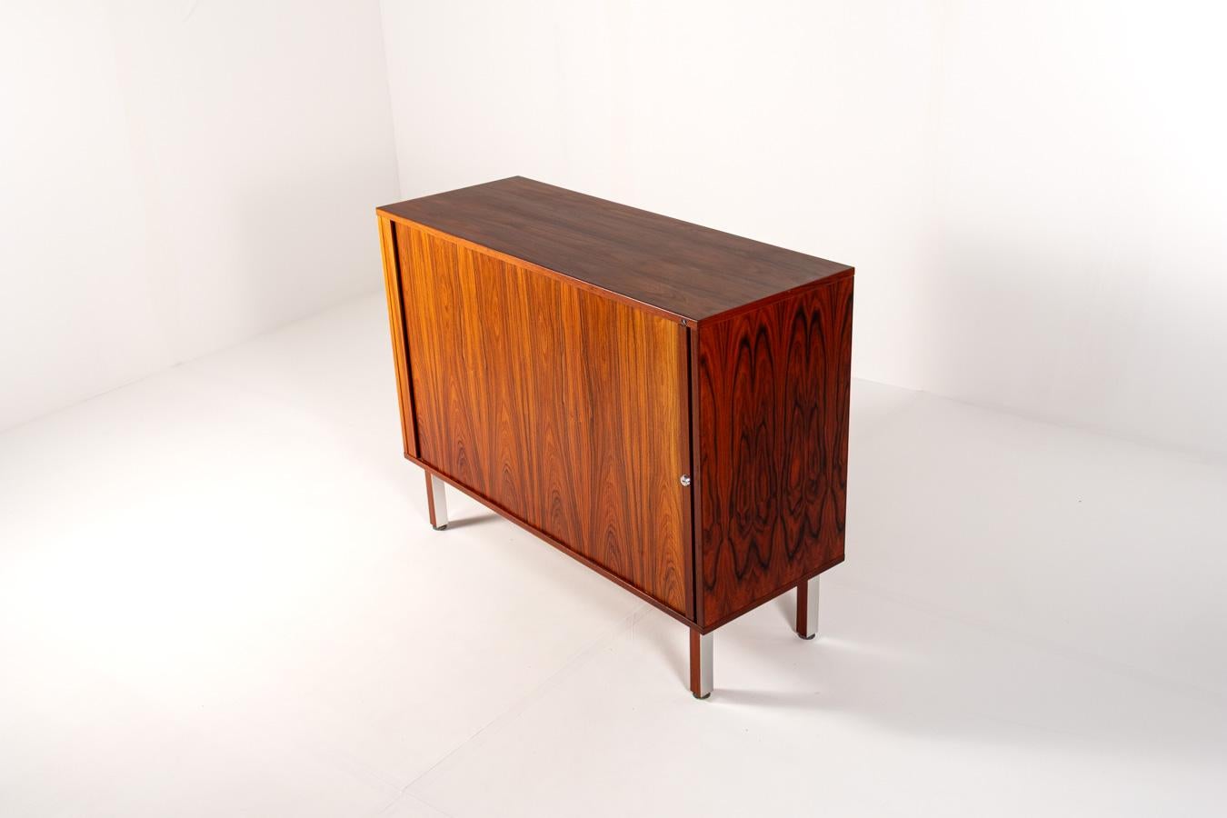 NIPU Danish Rosewood Cabinet – Mid-Century Modern Design For Sale 5