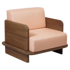Sillón Nira de madera maciza de roble, de Pendhapa