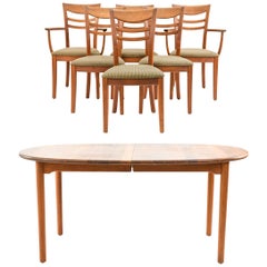 Nissen & Gehl Naver Collection Dining Suite