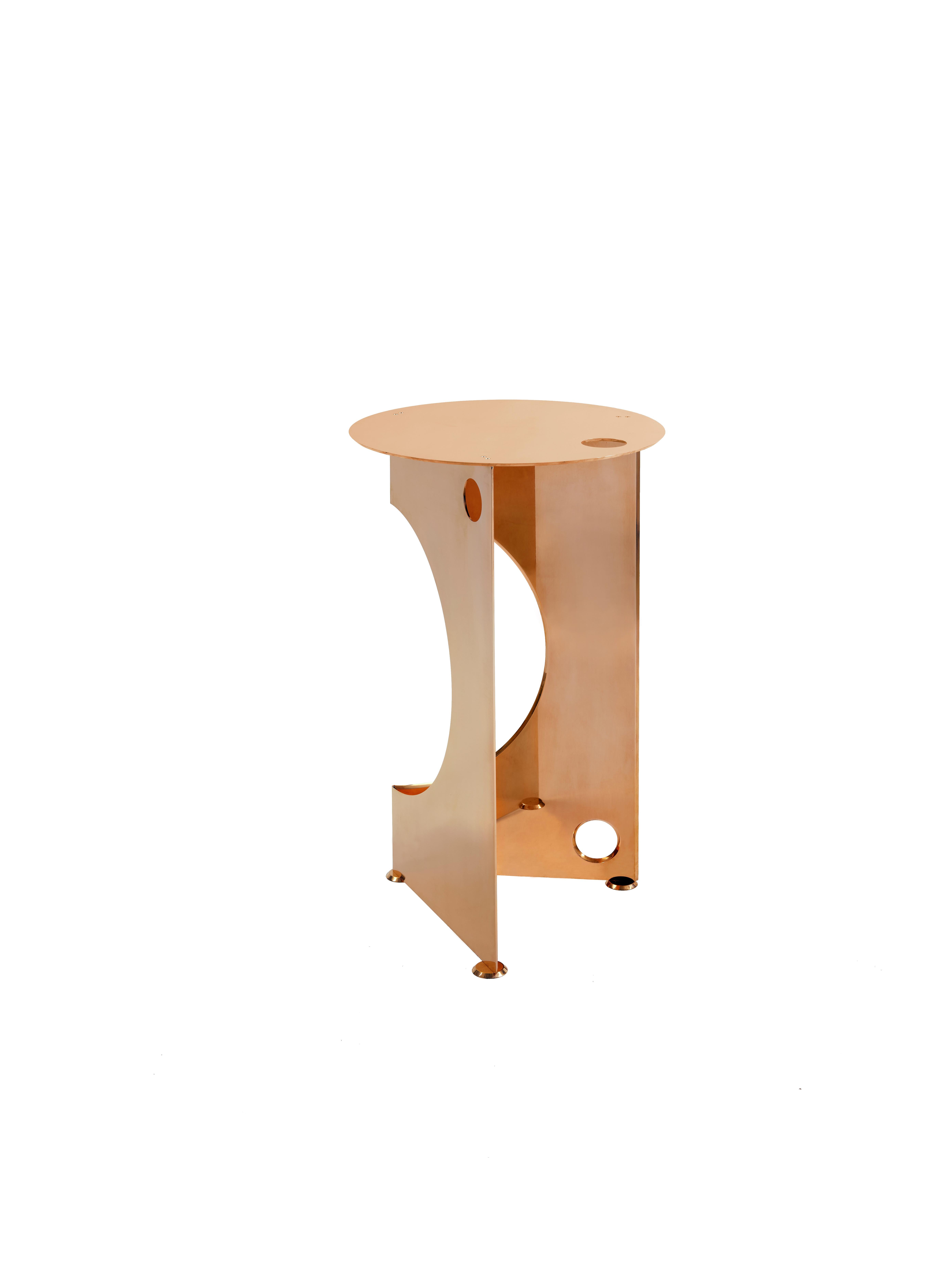 Italian NITA Contemporary Polished Copper Side Table For Sale