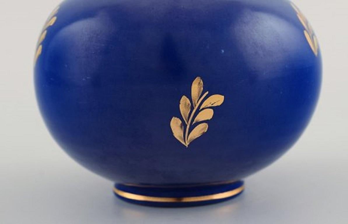 Mid-20th Century Nittsjö, Sweden, Vase in Glazed Ceramics, Blue Glaze and Leaves in Gold, 1960s