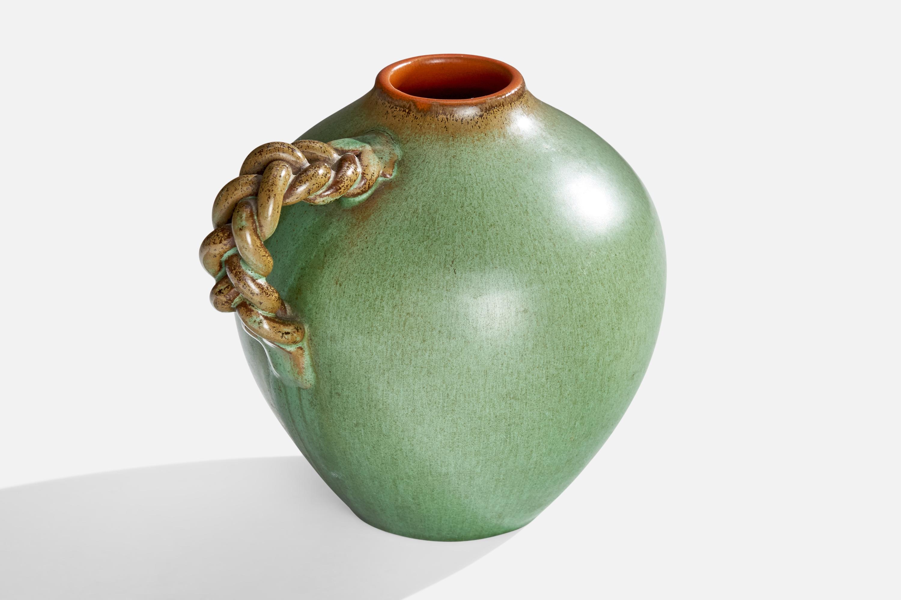 Milieu du XXe siècle Nittsjö, vase, céramique, Suède, années 1930 en vente