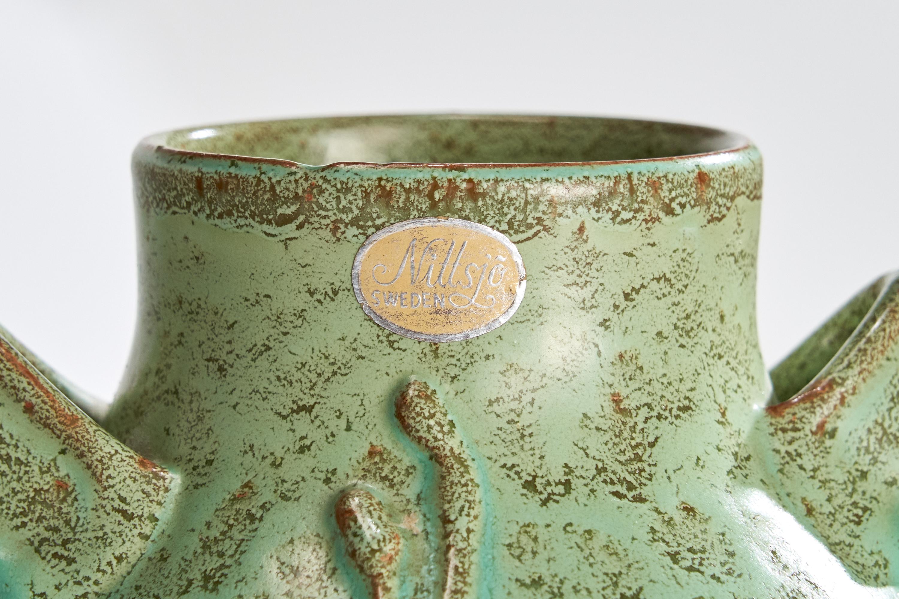 Nittsjö, vase, céramique, Suède, années 1930 Bon état - En vente à High Point, NC