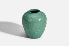 Nittsjö, Vase, grün glasiertes Steingut, Schweden, 1940er Jahre