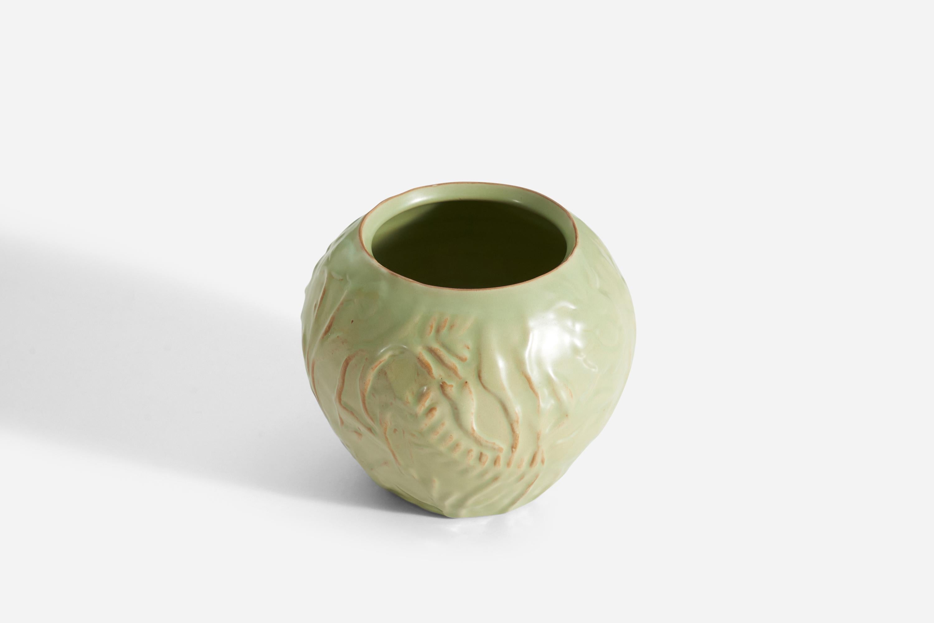 Nittsjö, Vase, Green-Glazed Earthenware, Sweden, 1940s In Good Condition For Sale In High Point, NC