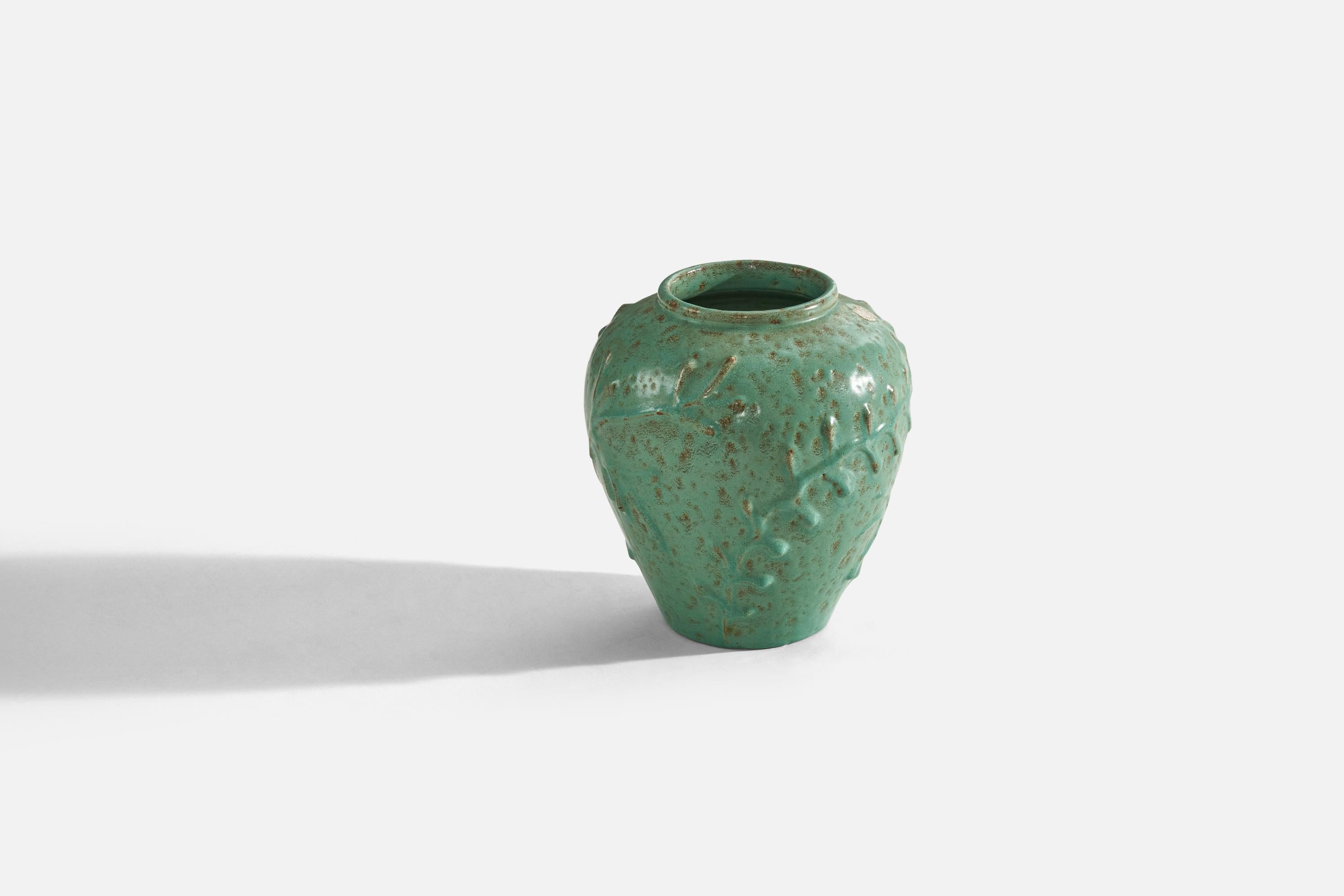 Nittsjö, Vase, Green-Glazed Earthenware, Sweden, 1940s In Good Condition For Sale In High Point, NC