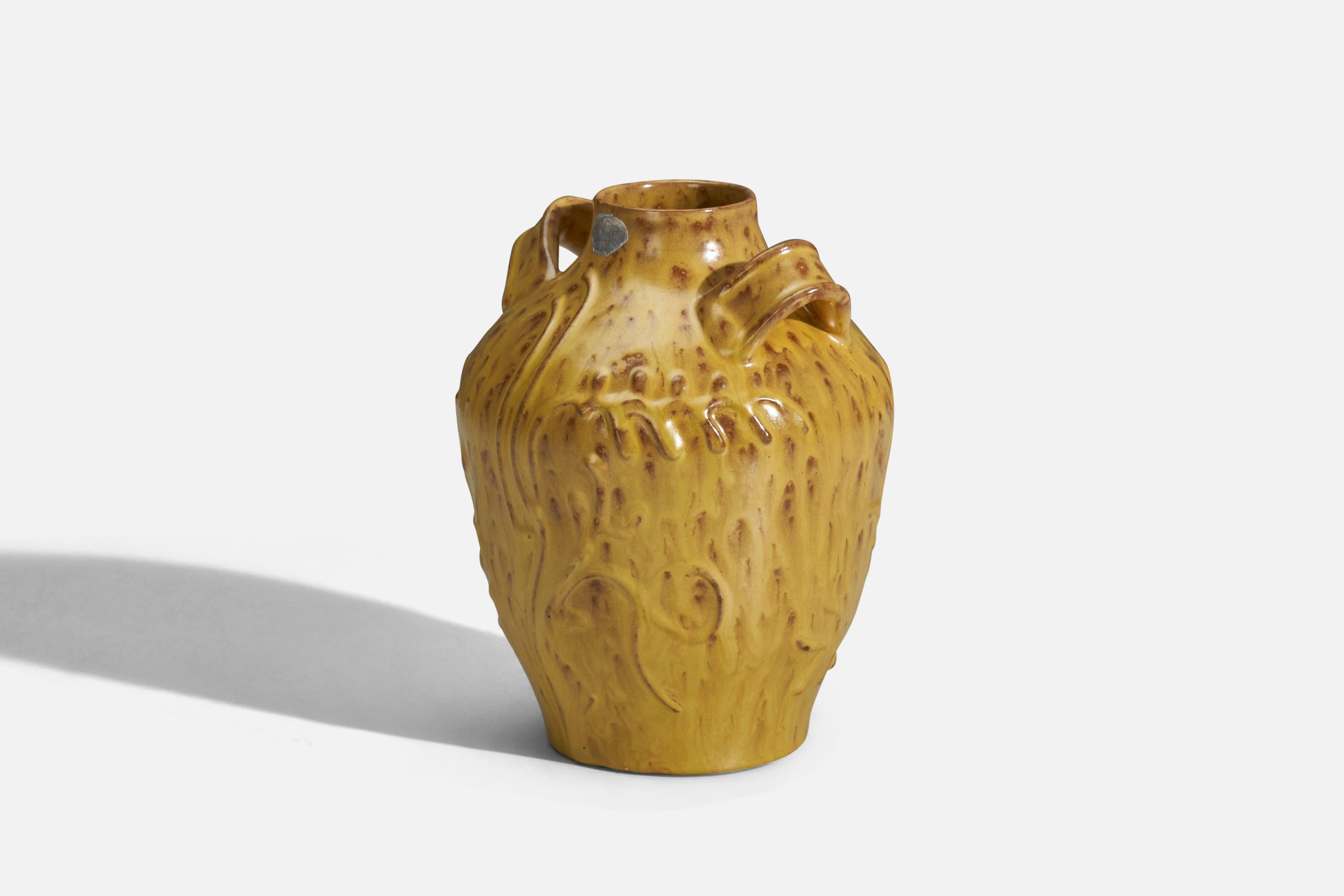 Scandinave moderne Nittsjö, Vase, faïence à glaçure jaune, Suède, années 1940 en vente