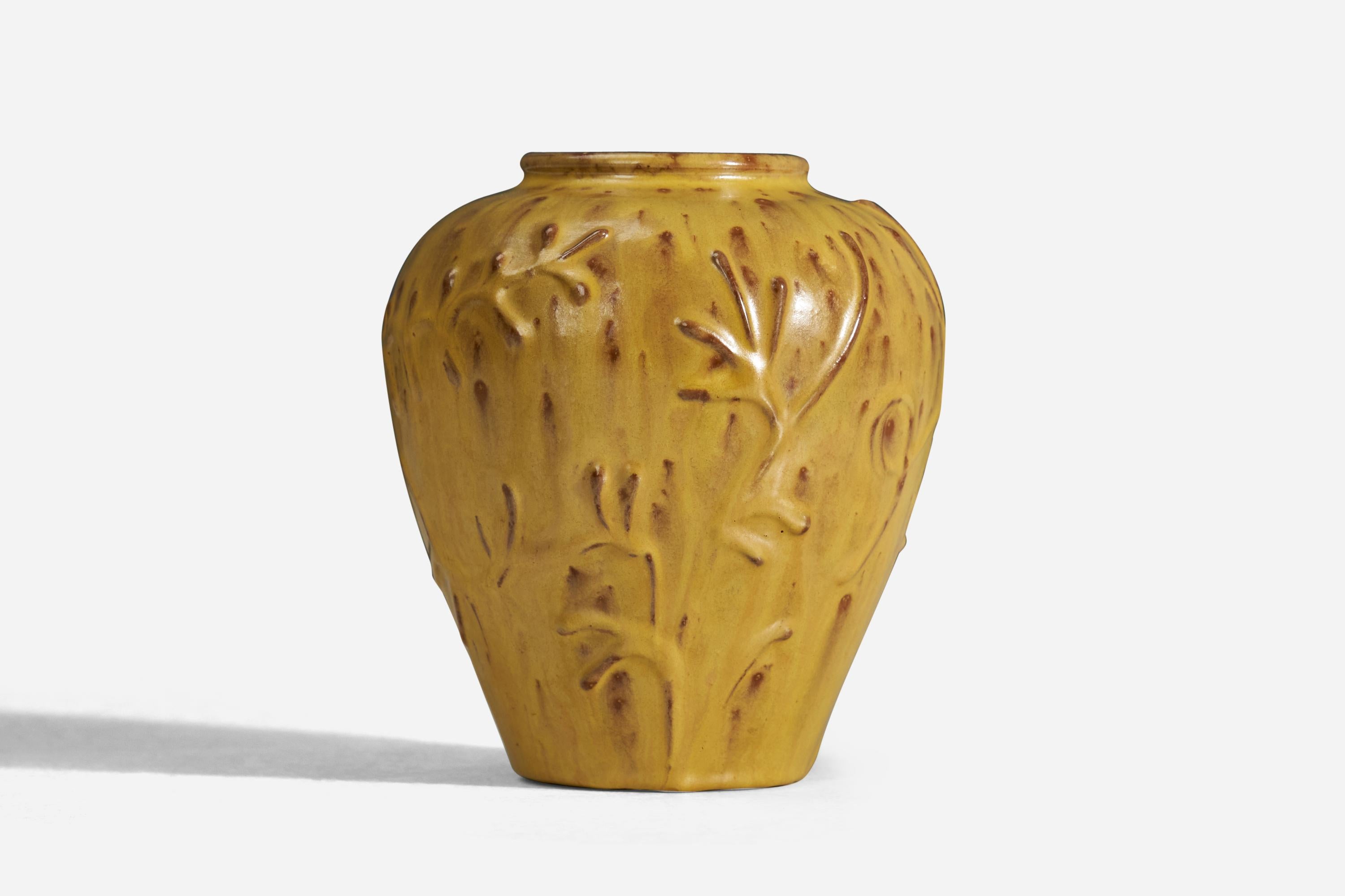 Swedish Nittsjö, Vase, Yellow Glazed Earthenware, Sweden, 1940s For Sale