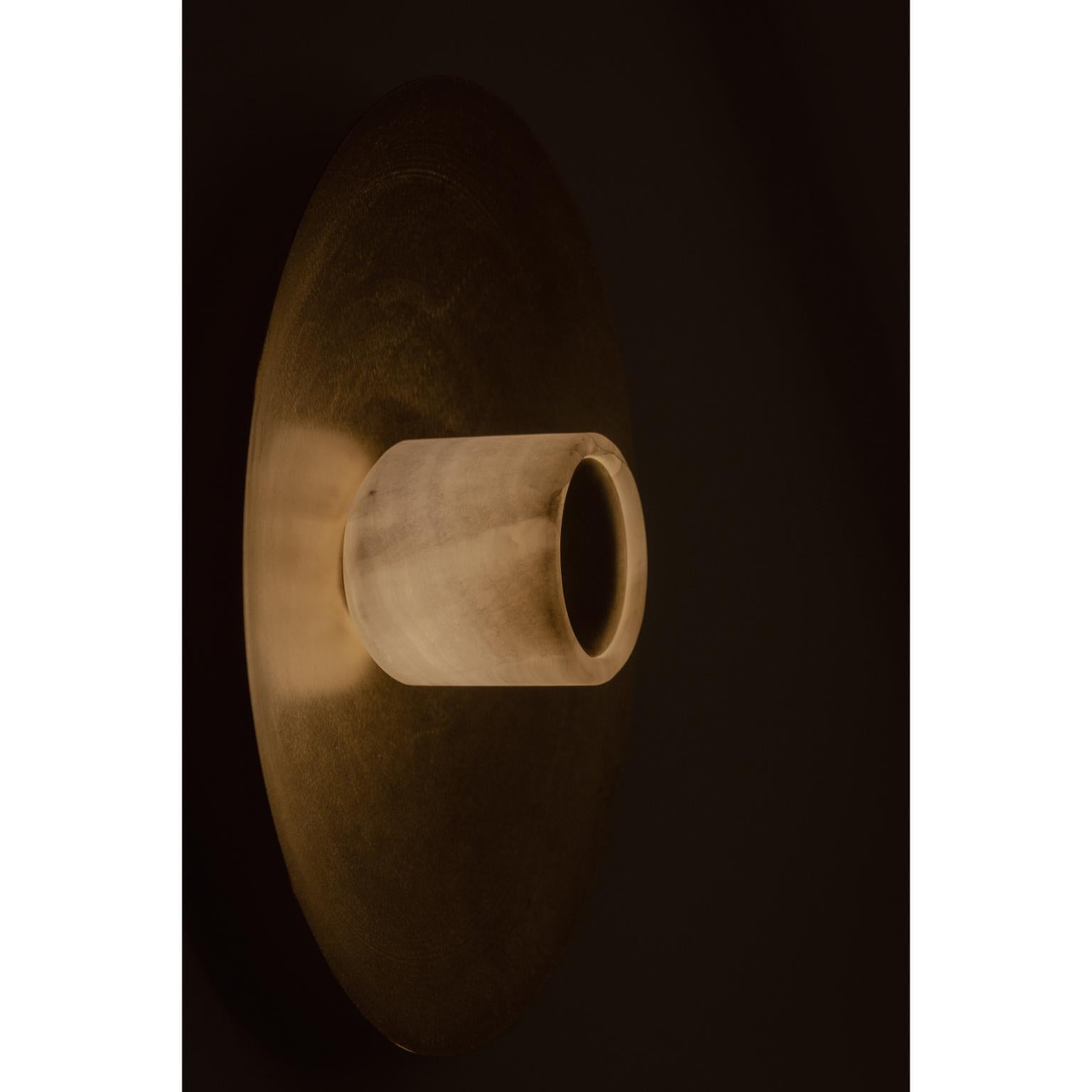 Nix Wall Sconce in Brushed Brass & Onyx by Nuumbra In New Condition For Sale In Geneve, CH