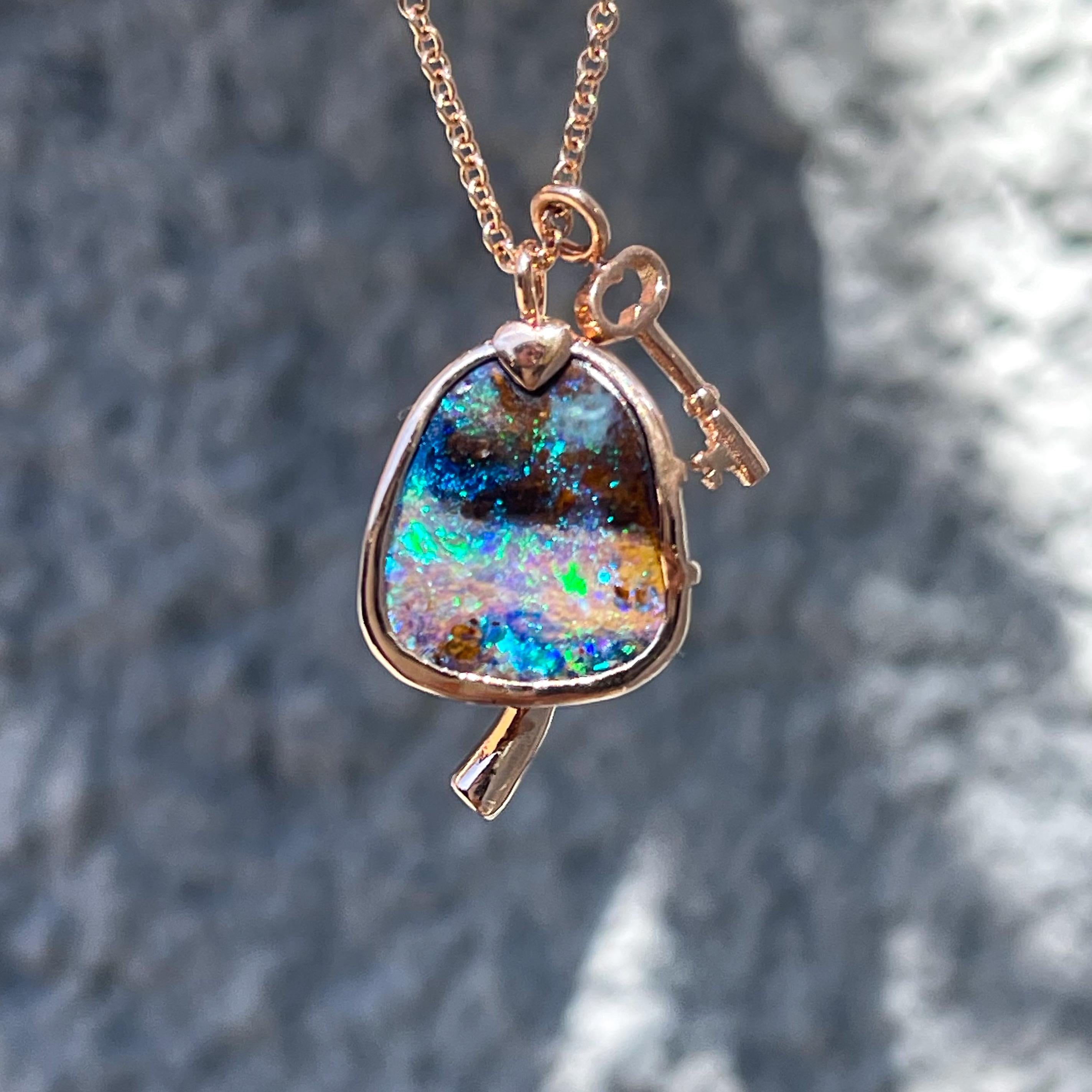 NIXIN Jewelry Magic Mushroom Australian Opal Necklace with Emerald in Rose Gold For Sale 2