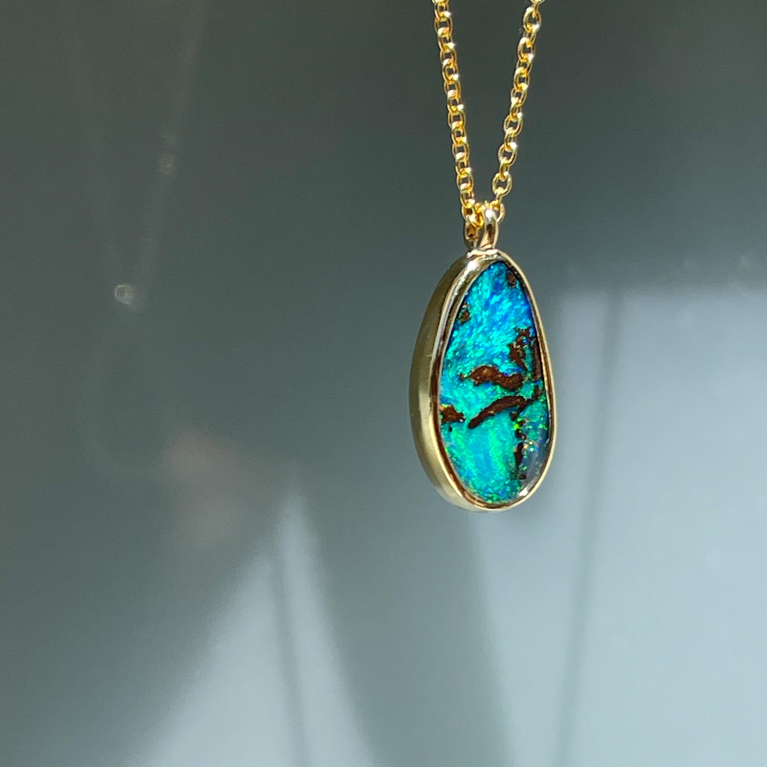 Pear Cut NIXIN Jewelry Unicorn Tear Australian Opal Necklace No. 18 in 14k Gold For Sale