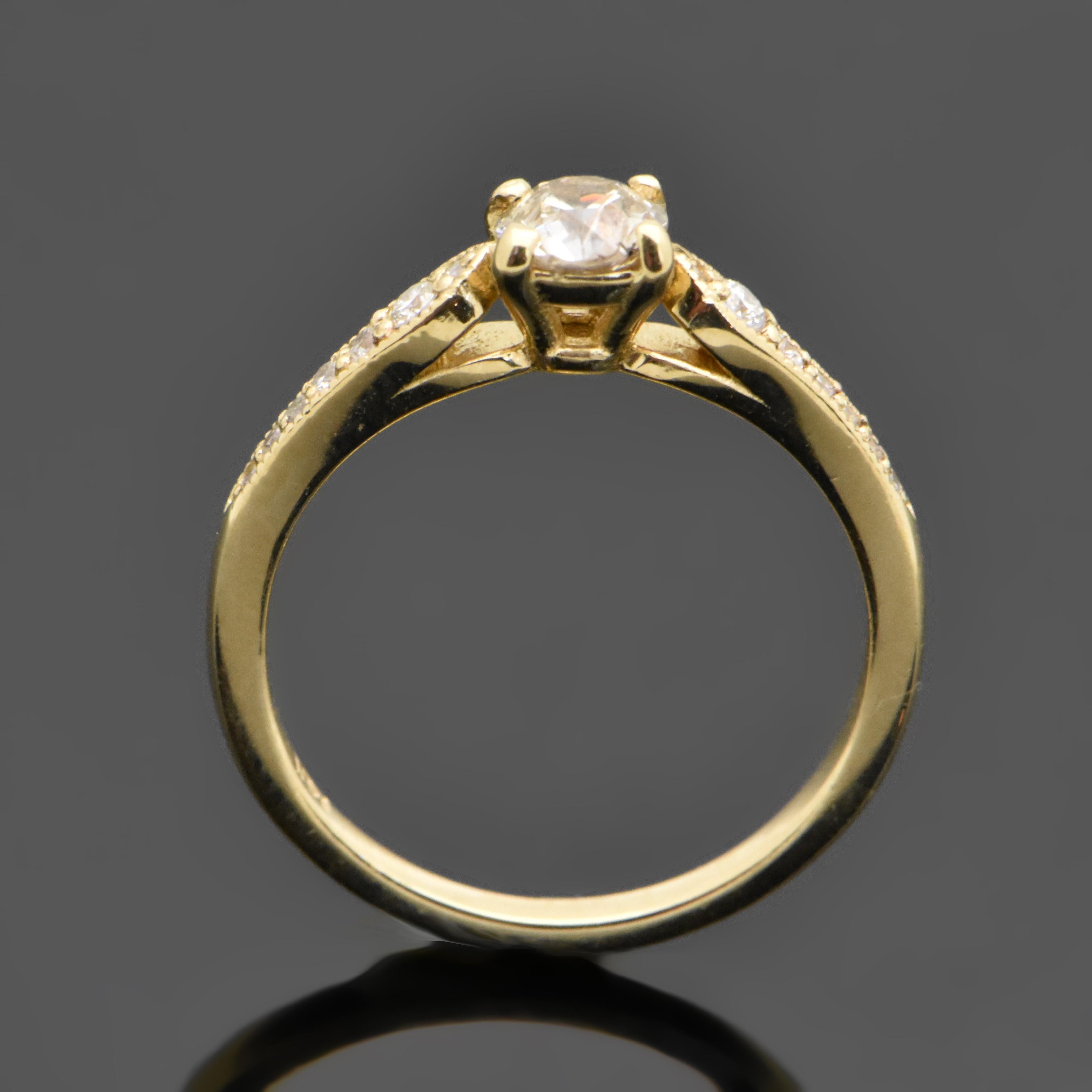 14 Karat Gelbgold Diamant-Ring (Rundschliff) im Angebot