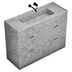 Njord - Vanity de salle de bain nervurée en marbre blanc de Carrare - Large