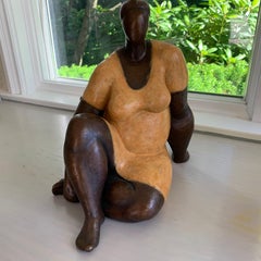 „Damsel“-Skulptur aus Bronzegussskulptur mit Patina und Lackierung