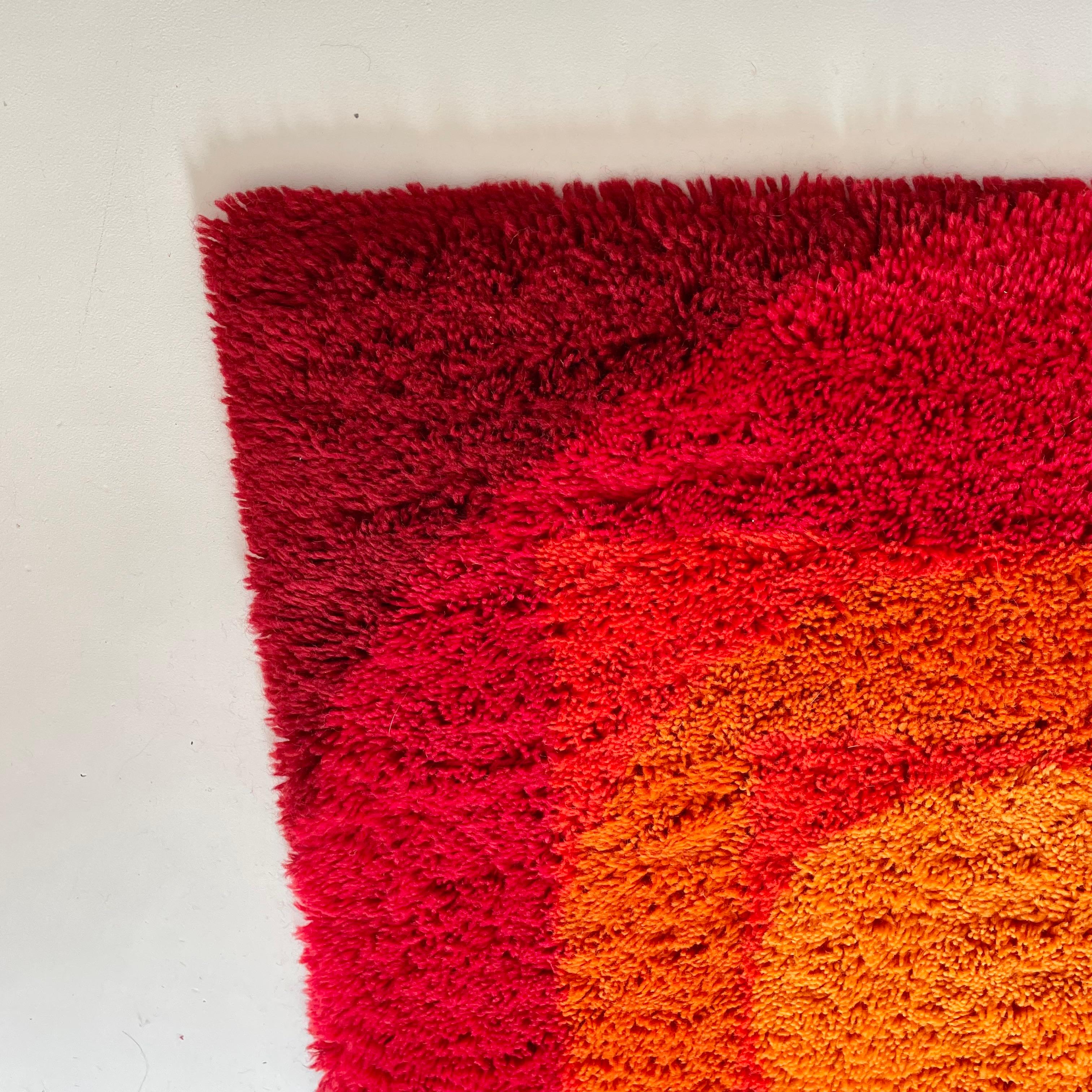 No 1 Varia Set 84x84cm Wall Rug by VERNER PANTON attrib for Vorwerk Germany 1970 For Sale 4