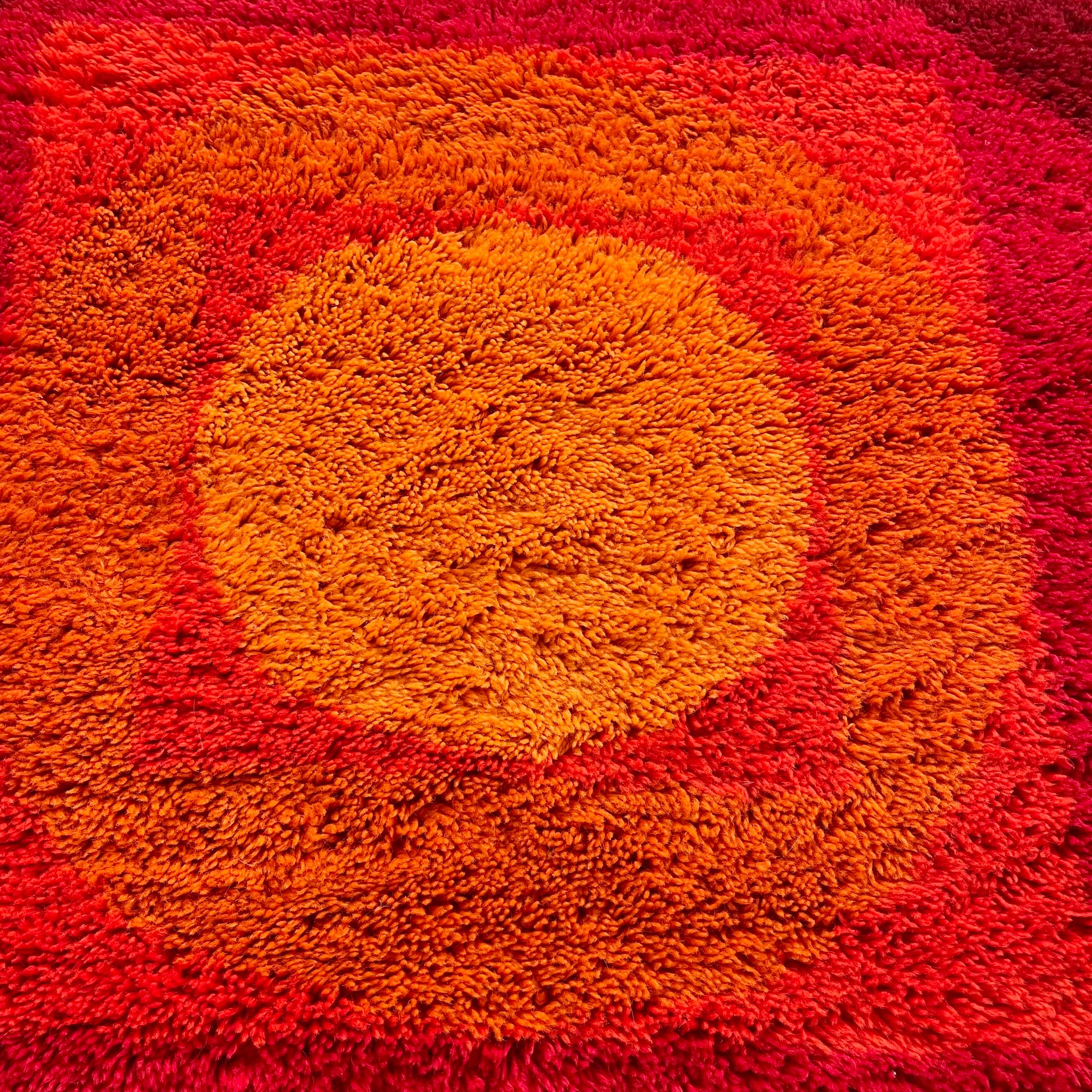 No 1 Varia Set 84x84cm Wall Rug by VERNER PANTON attrib for Vorwerk Germany 1970 For Sale 5