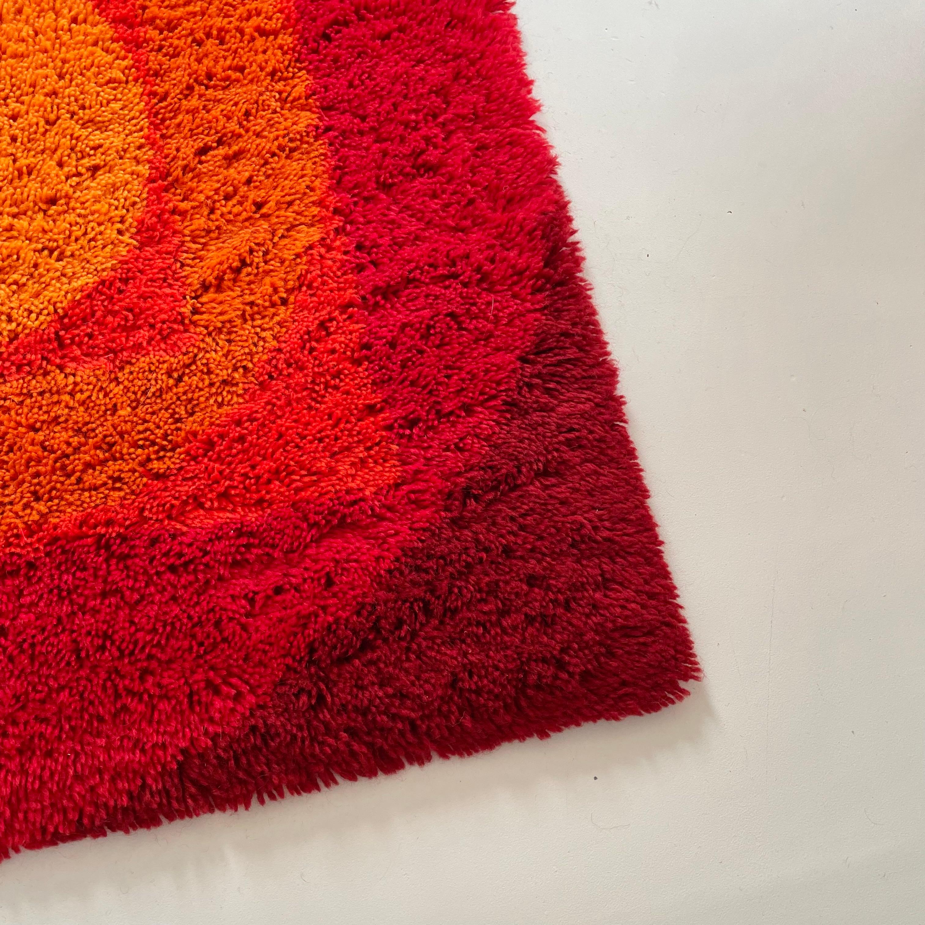 No 1 Varia Set 84x84cm Wall Rug by VERNER PANTON attrib for Vorwerk Germany 1970 For Sale 8