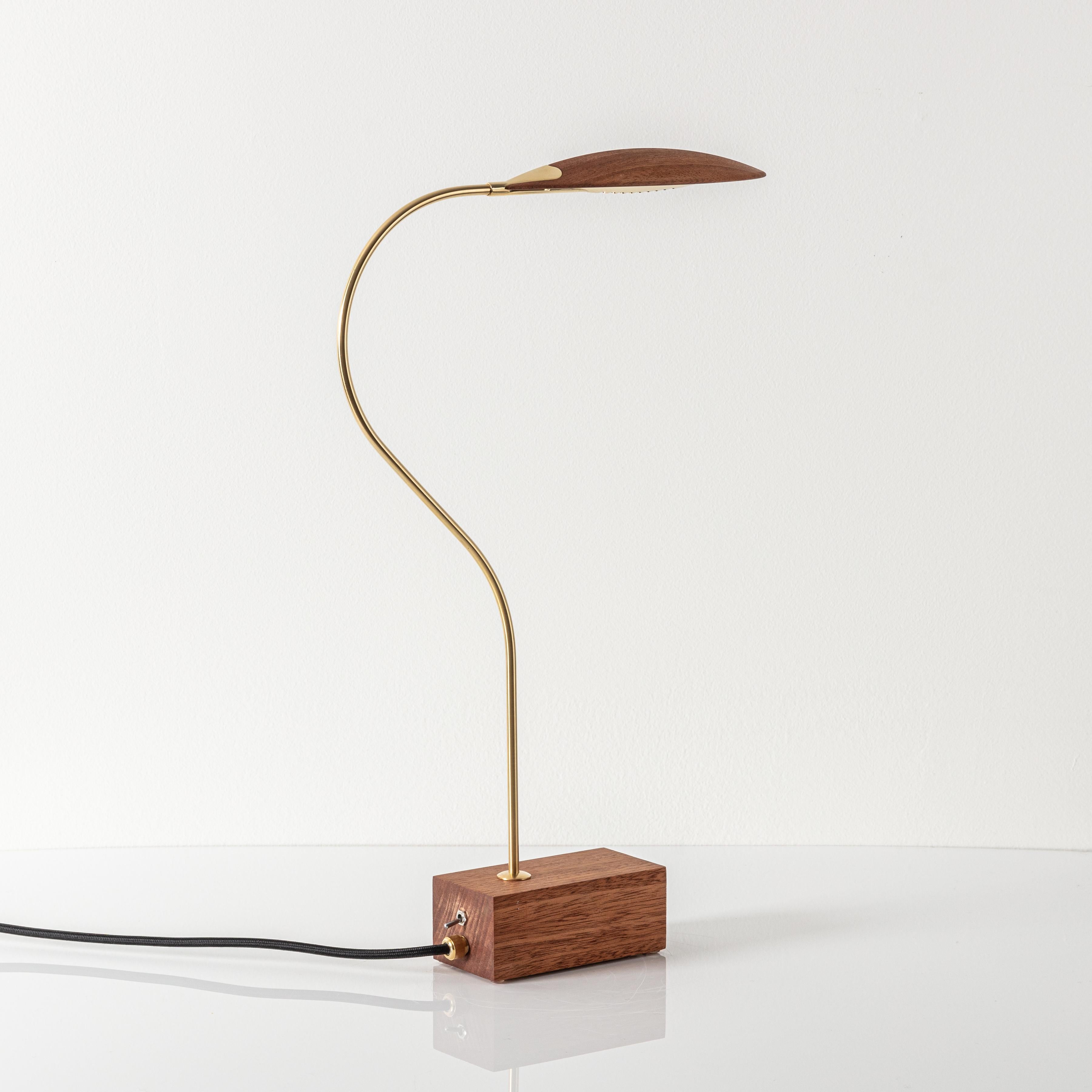 Autre No. 2 Sipo Lampe à poser en bois d'acajou par Mernøe en vente