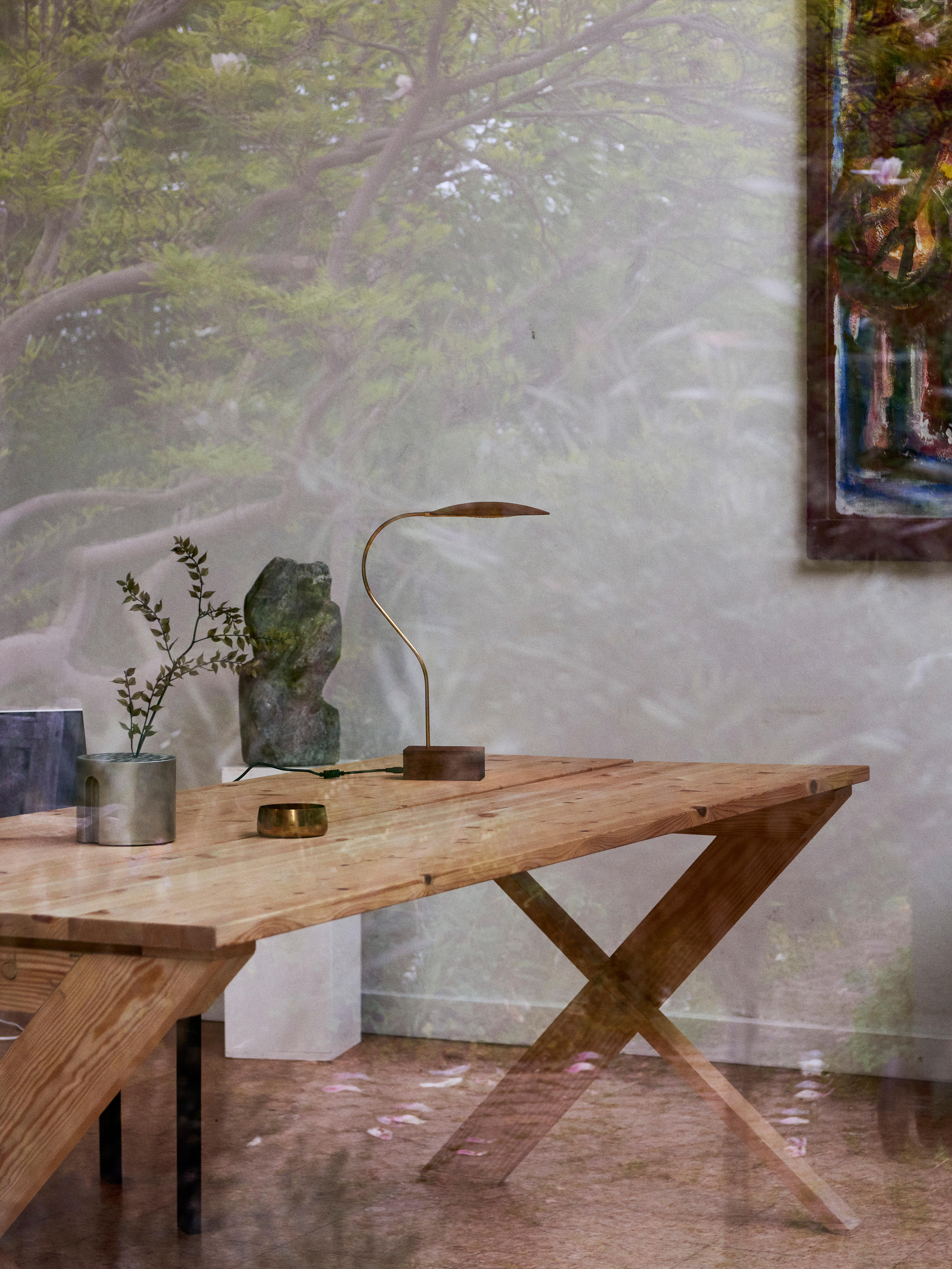 No. 2 Sipo Lampe à poser en bois d'acajou par Mernøe en vente 1