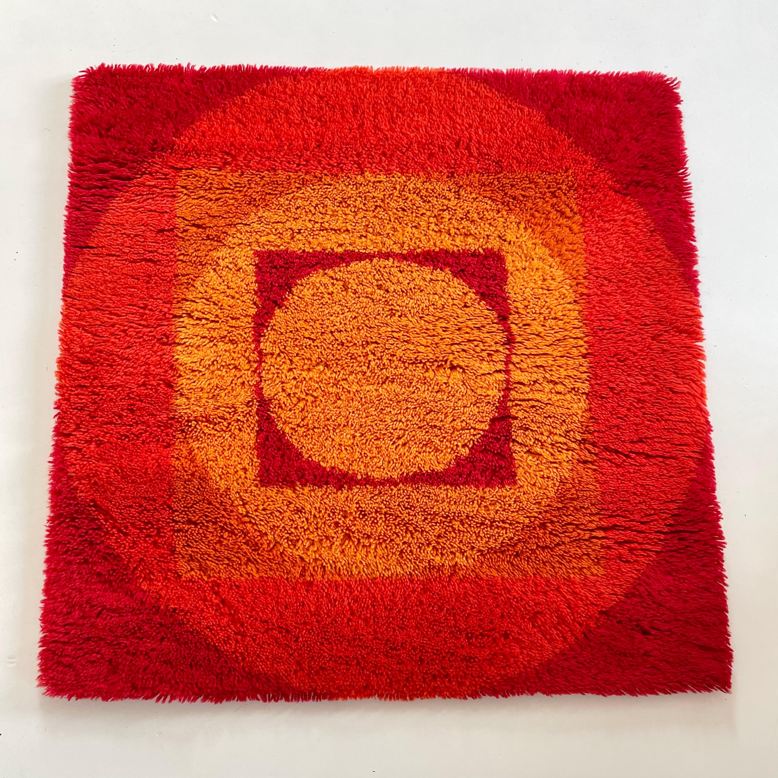 No 2 Varia Set 84x84cm Tapis mural par VERNER PANTON attrib pour Vorwerk Allemagne 1970 en vente 5