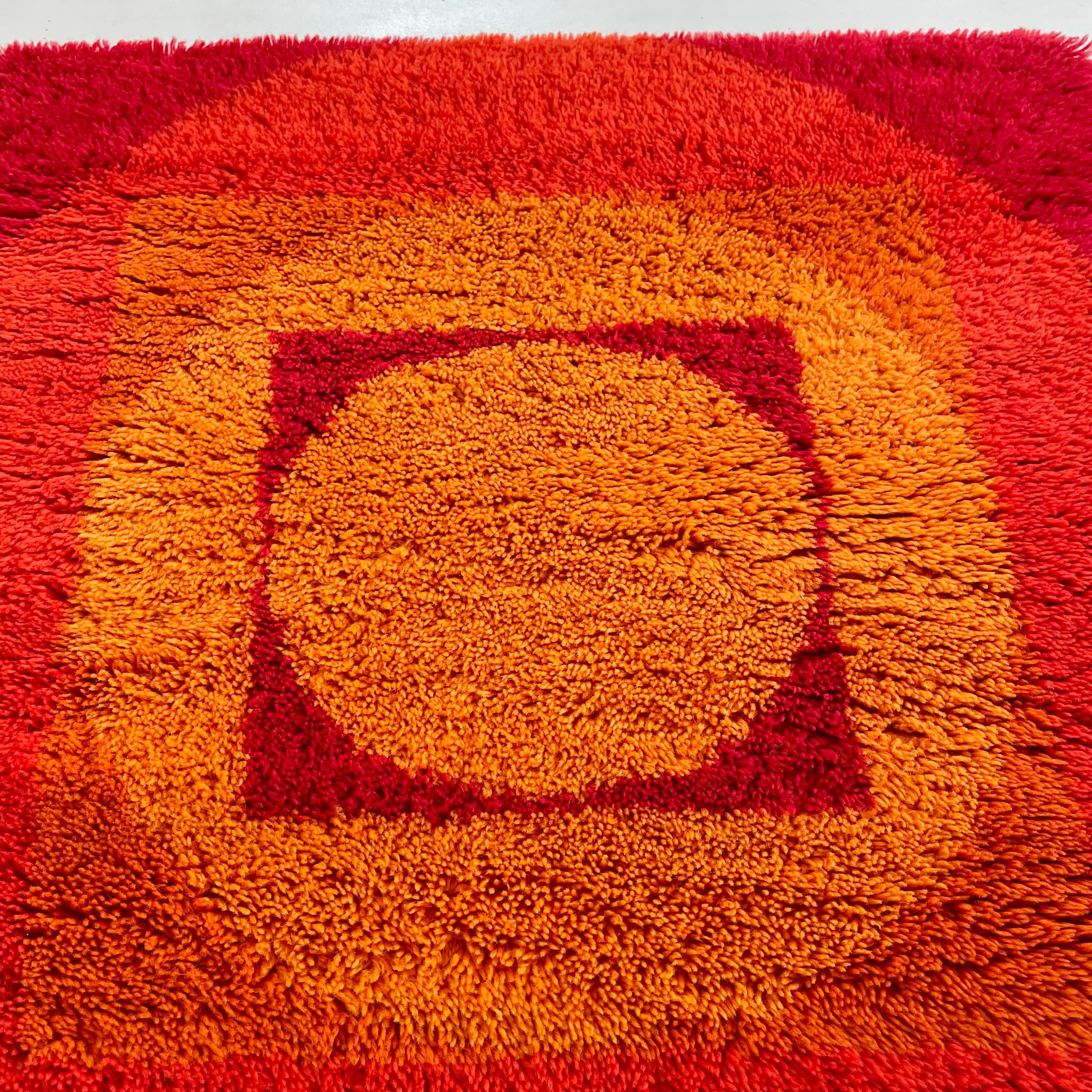 No 2 Varia Set 84x84cm Tapis mural par VERNER PANTON attrib pour Vorwerk Allemagne 1970 en vente 7