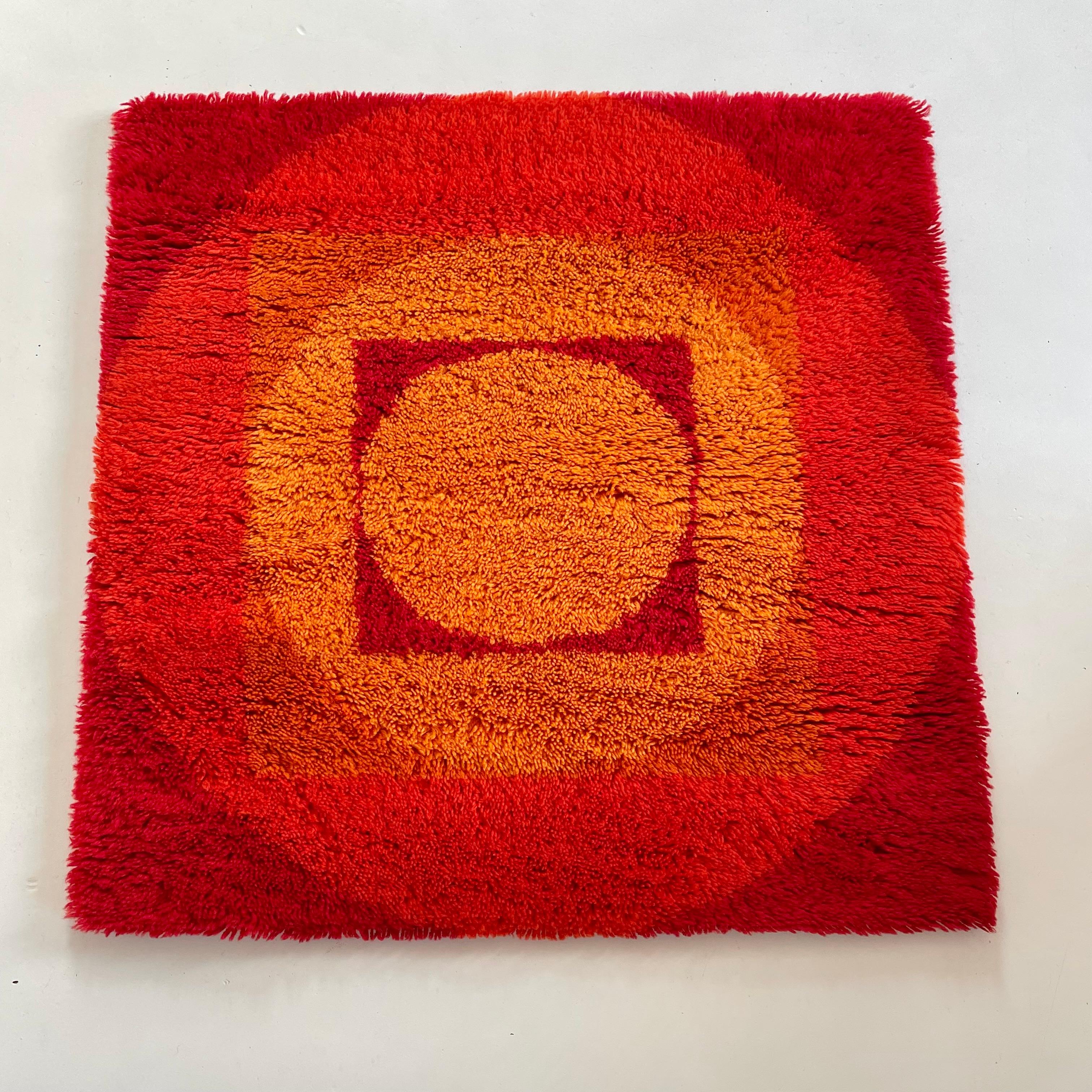20ième siècle No 2 Varia Set 84x84cm Tapis mural par VERNER PANTON attrib pour Vorwerk Allemagne 1970 en vente
