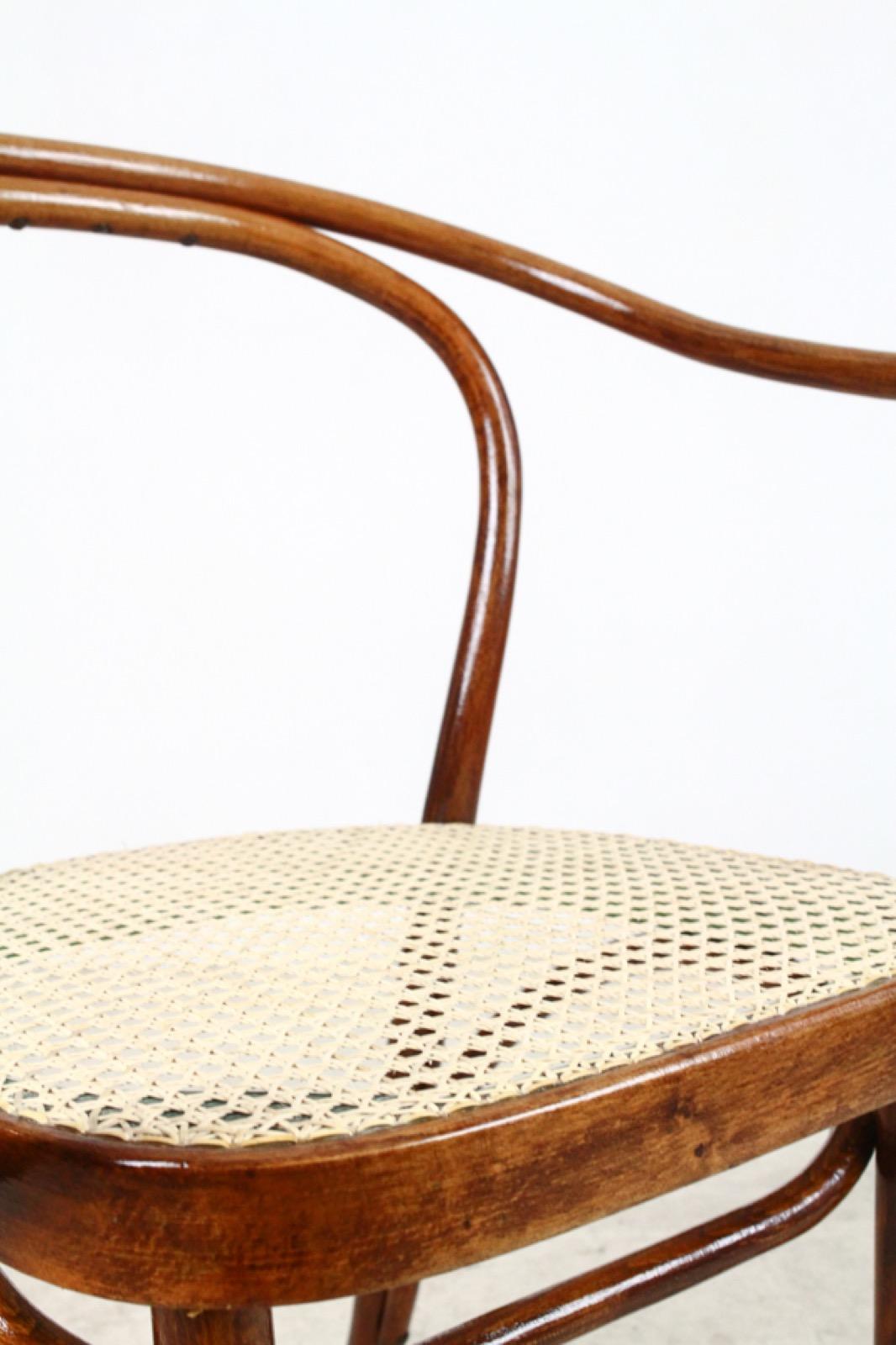 No. 209 Poltrona Vienna in bengala di August Thonet per Thonet in vendita 5