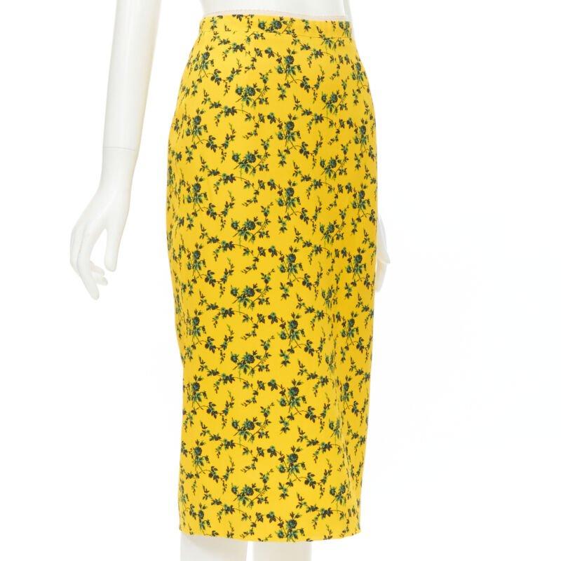 Yellow NO 21 yellow green leaf print contrast pink band pencil skirt IT38 XS For Sale