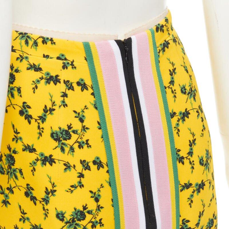 NO 21 yellow green leaf print contrast pink band pencil skirt IT38 XS For Sale 1