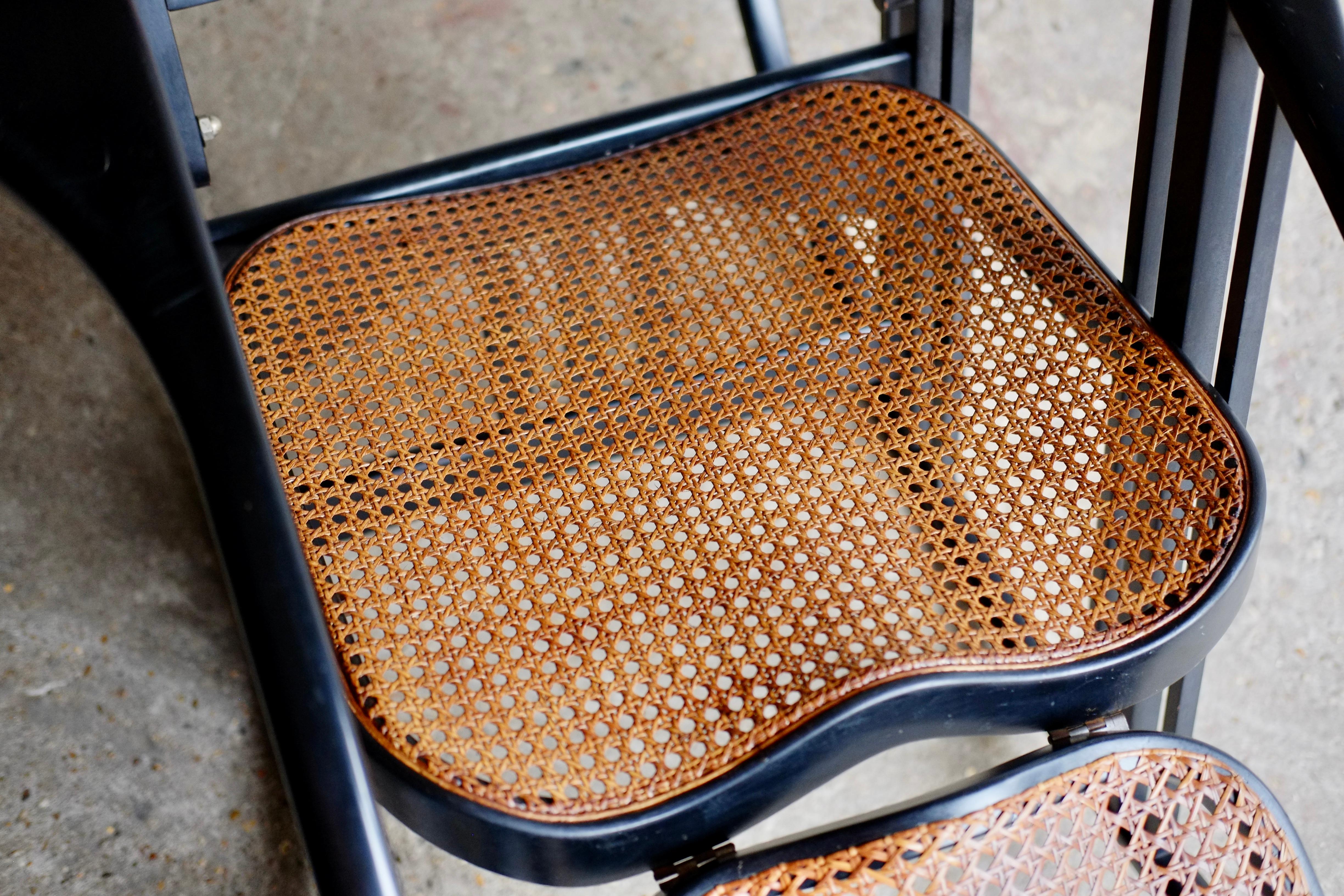No. 267 Egg Rocking Chair by Josef Hoffmann 8
