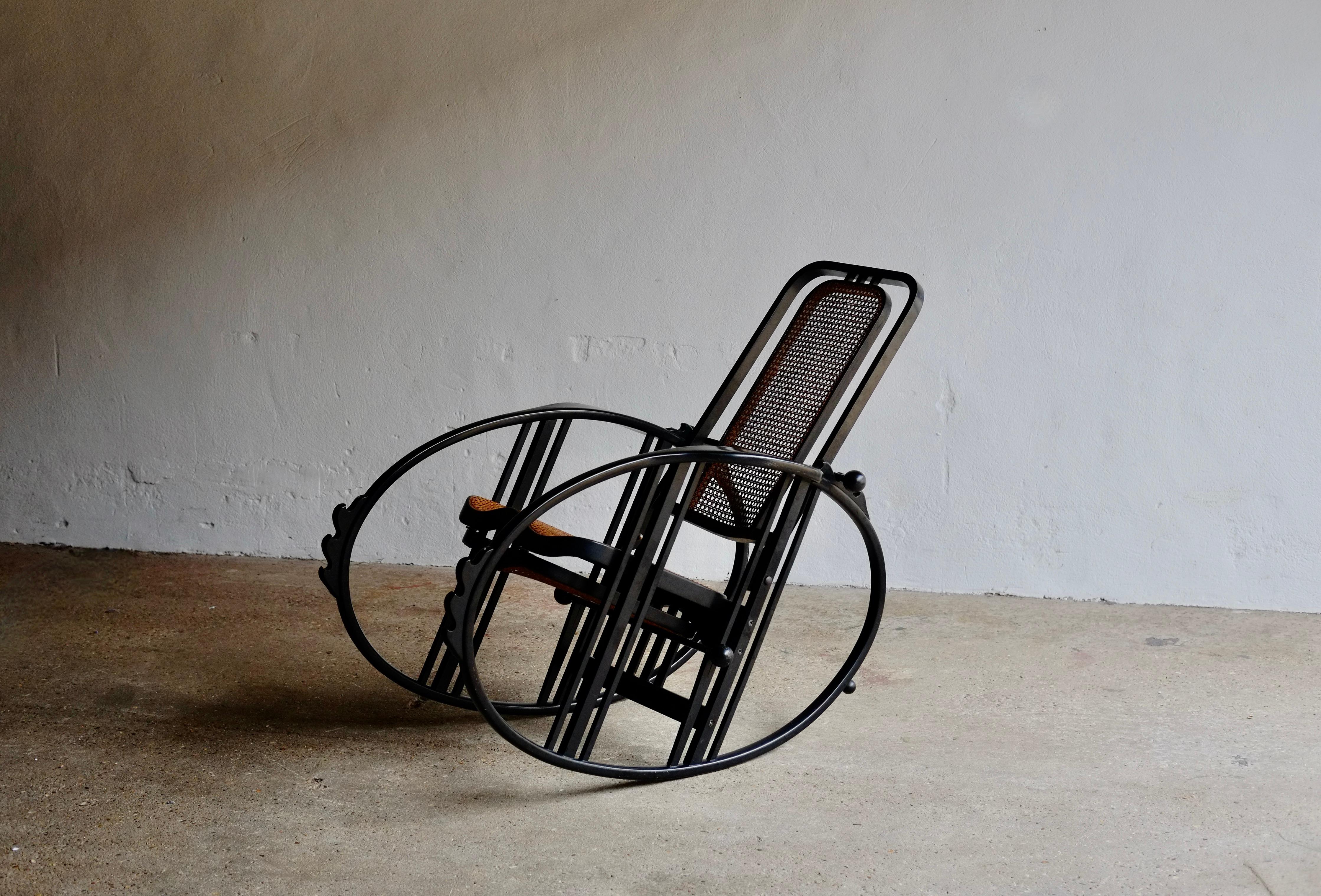 No. 267 Egg Rocking Chair by Josef Hoffmann In Good Condition In London, GB