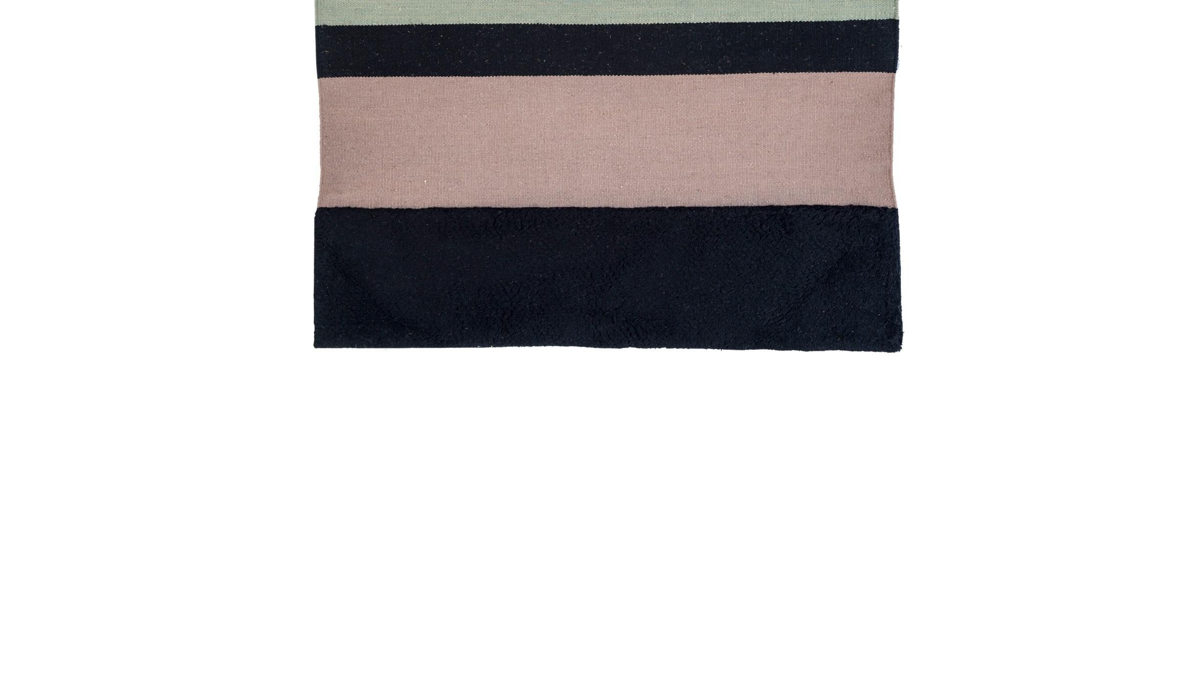 Nr. 279 Freeplay Handgeknüpfter Teppich von Lyk Carpet im Zustand „Neu“ im Angebot in Geneve, CH