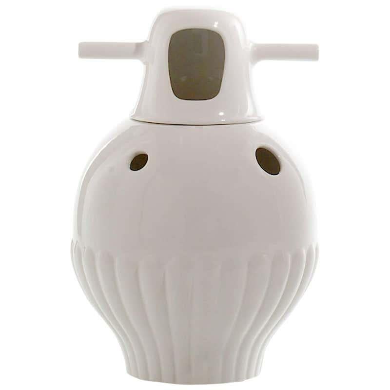  Nº 3 Zeitgenössische Vase aus glasierter Keramik, weiß, Showtime Kollektion von J. Hayon im Angebot