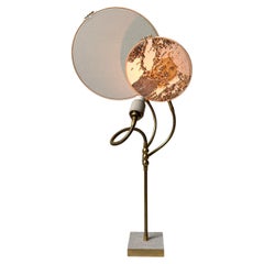Lampe de bureau n° 32 brodée à la main en marbre à deux cercles par Sander Bottinga