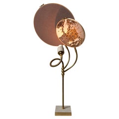 Lampe de bureau n° 32 brodée à la main en marbre à deux cercles par Sander Bottinga