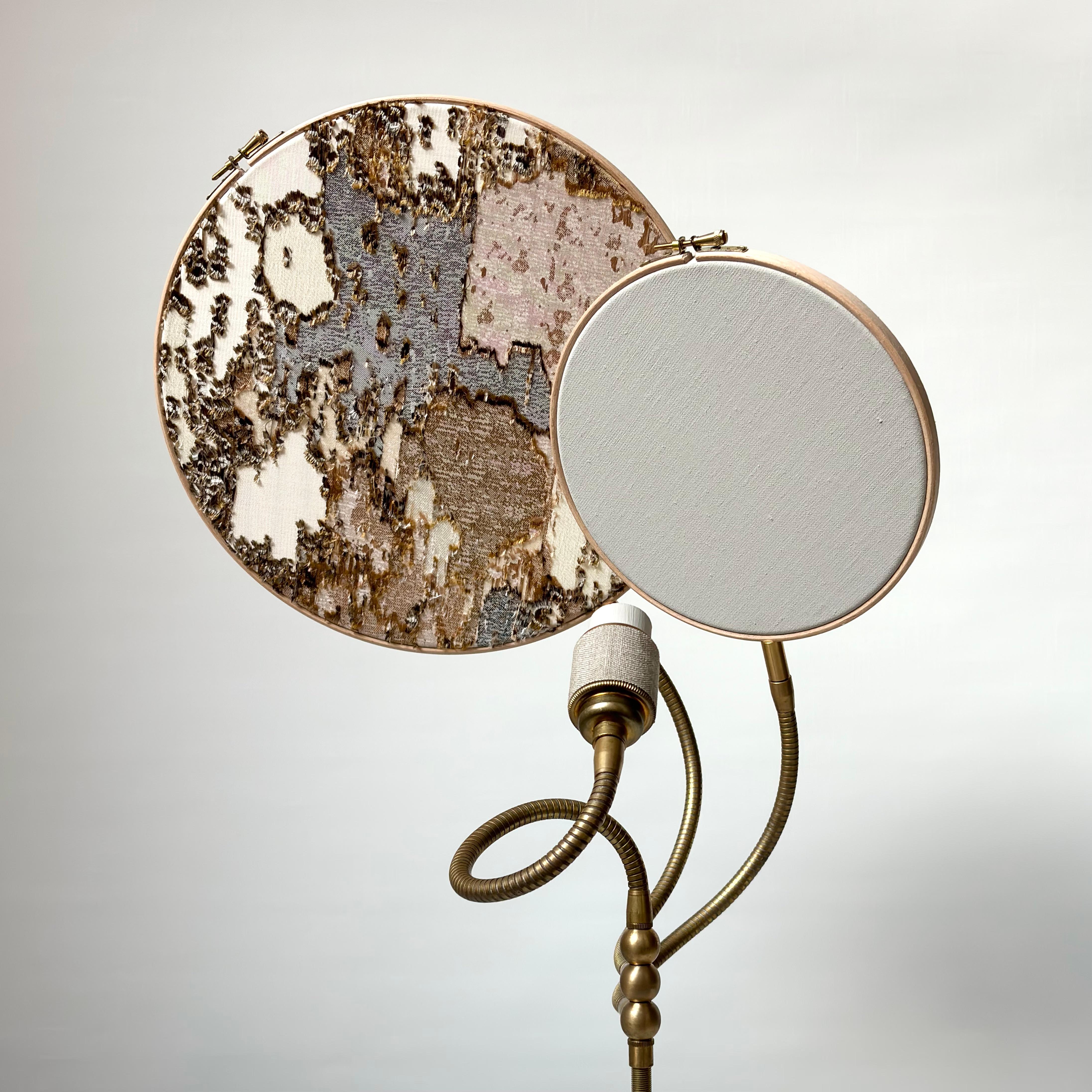 No. 34 Handcrafted Marble-Like Embroidered Linen Floor Lamp by Sander Bottinga In New Condition For Sale In Geneve, CH