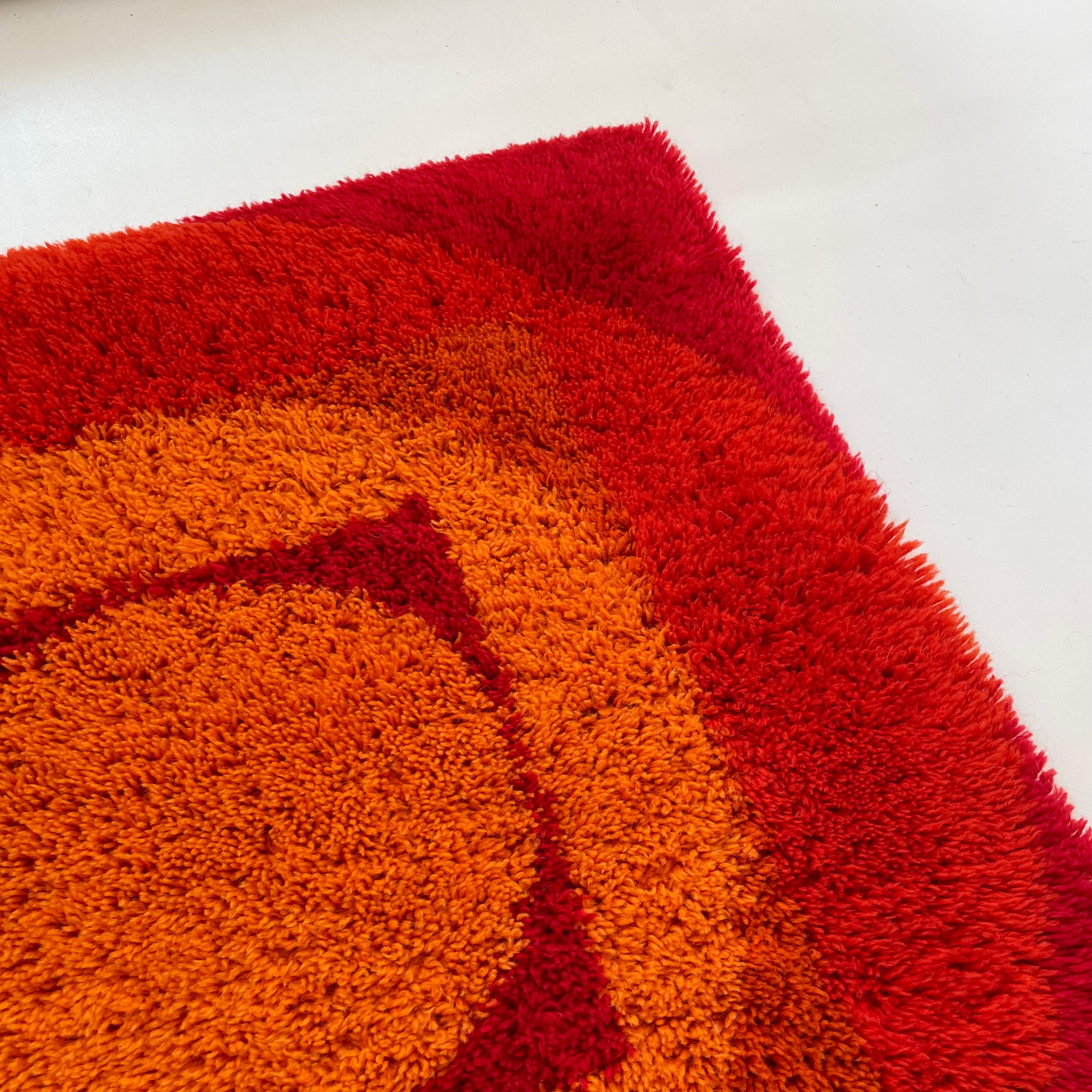No 4 Varia Set POP ART Wall Rug by VERNER PANTON attrib for Vorwerk Germany 1970 For Sale 4