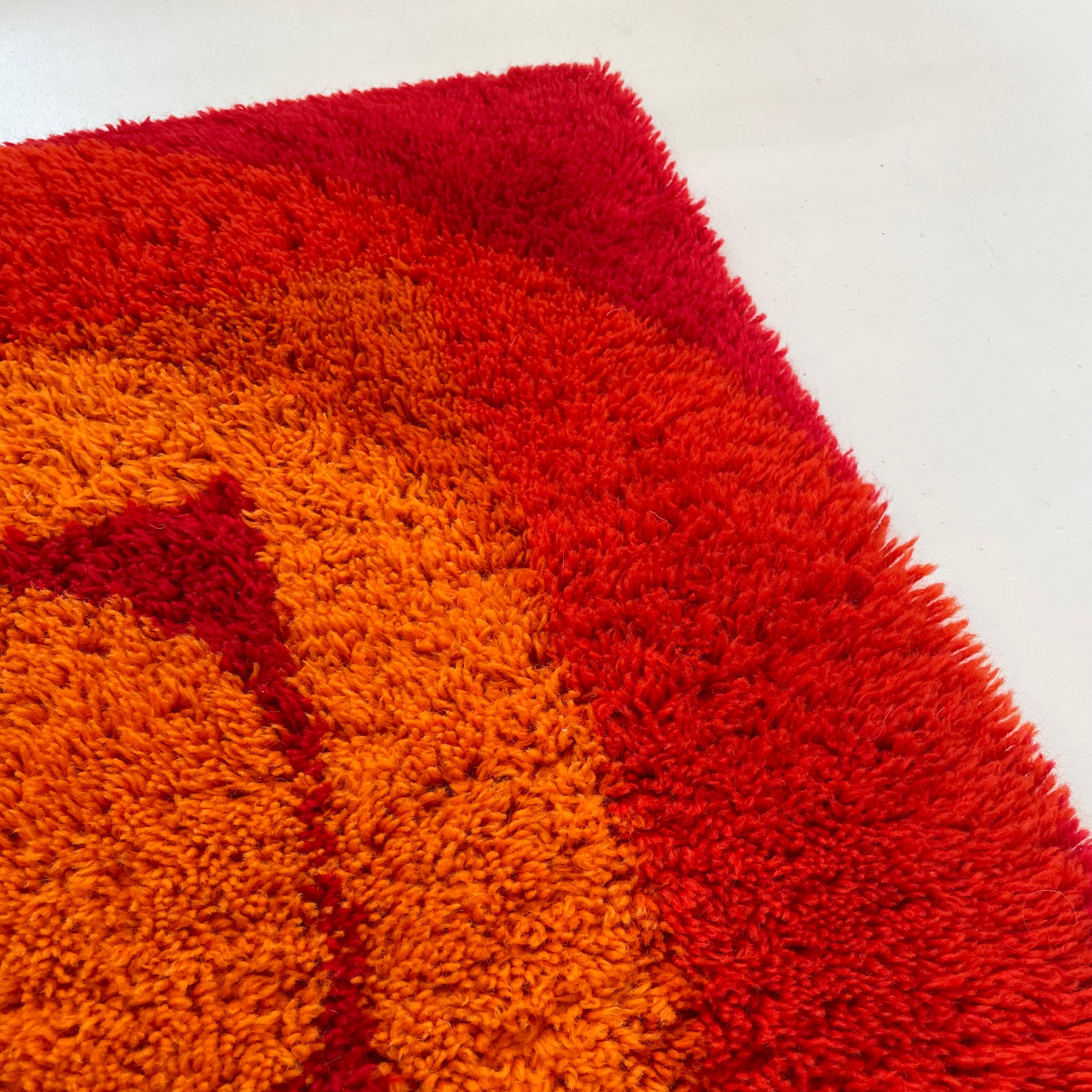 No 4 Varia Set POP ART Wall Rug by VERNER PANTON attrib for Vorwerk Germany 1970 For Sale 5