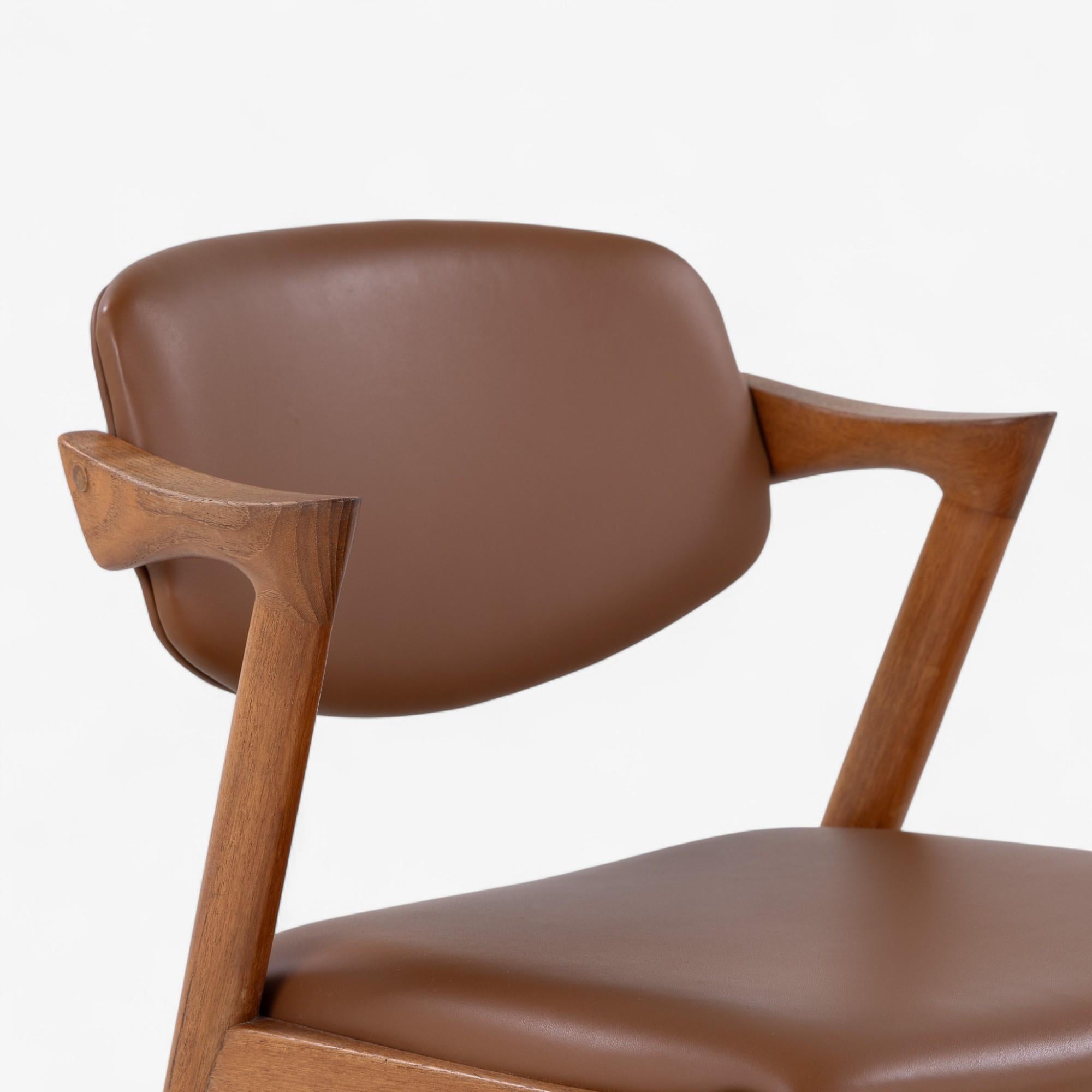 NO 42 - Set of 6 dining chairs in teak by Niels O. Møller In Good Condition For Sale In Copenhagen, DK