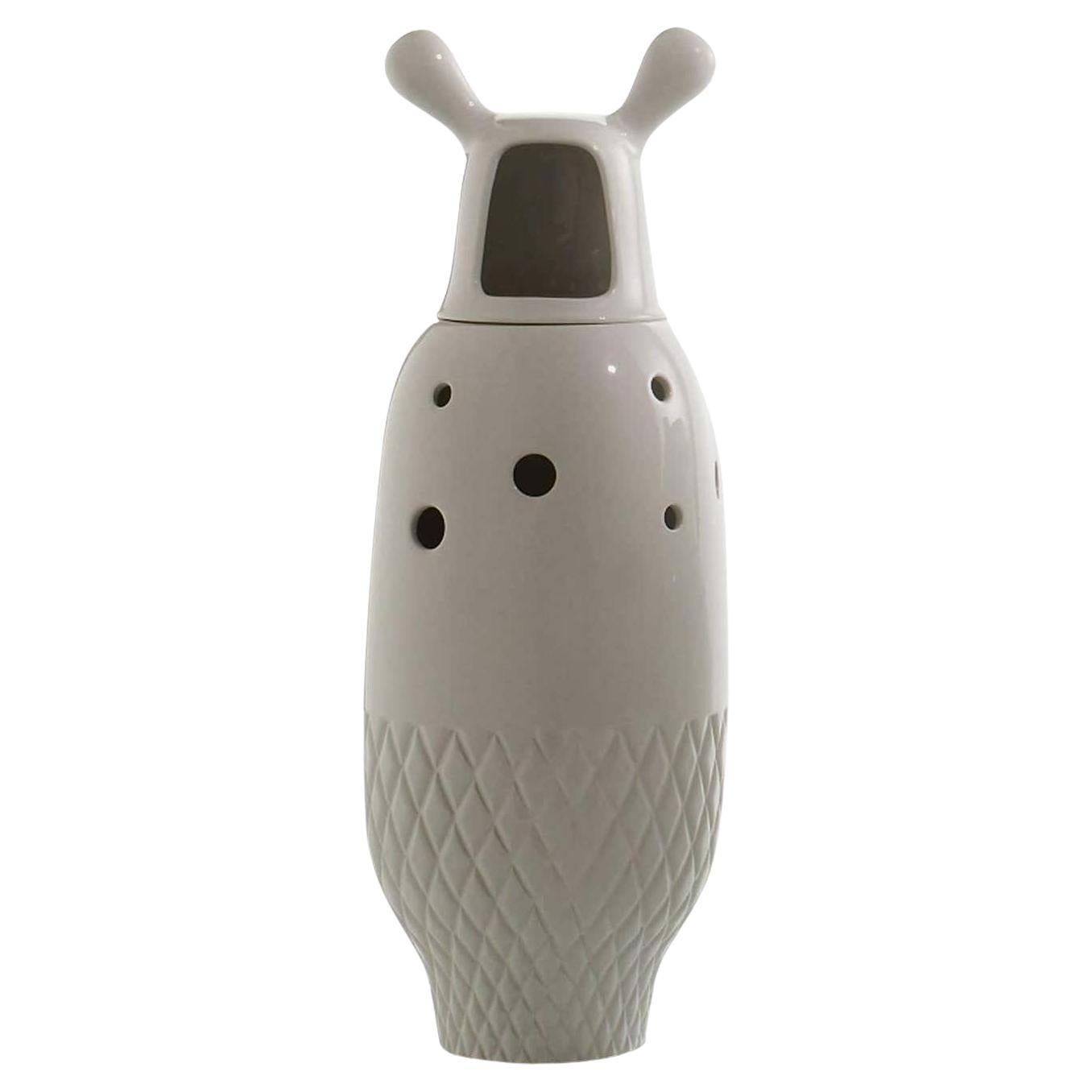 Nº 5 Zeitgenössische Vase aus glasierter Keramik, weiß, Showtime Kollektion von J. Hayon