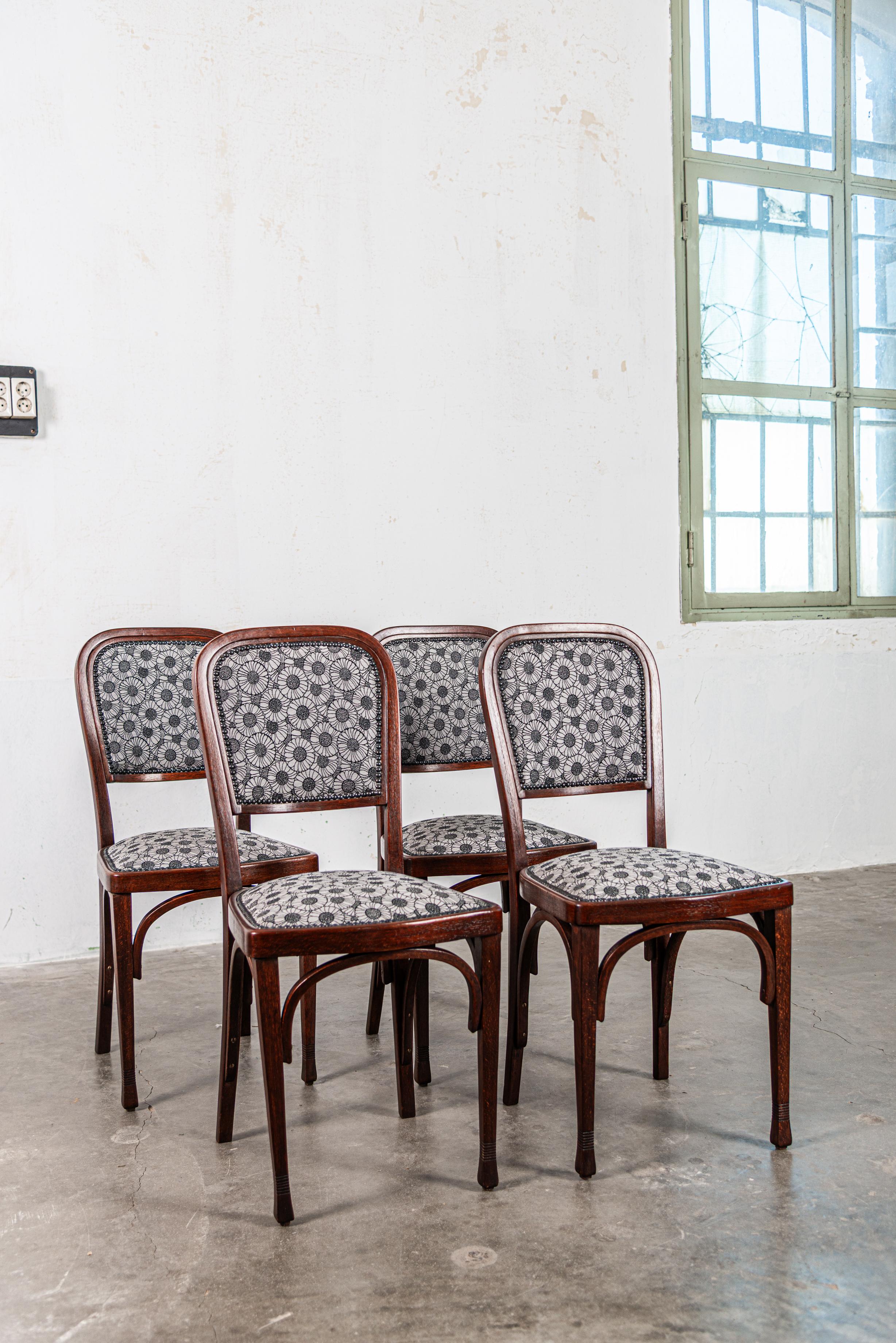 Autrichien No. 715 Chaises Par Gustav Siegel, exécuté par J&J Kohn Vienne en 1901 en vente