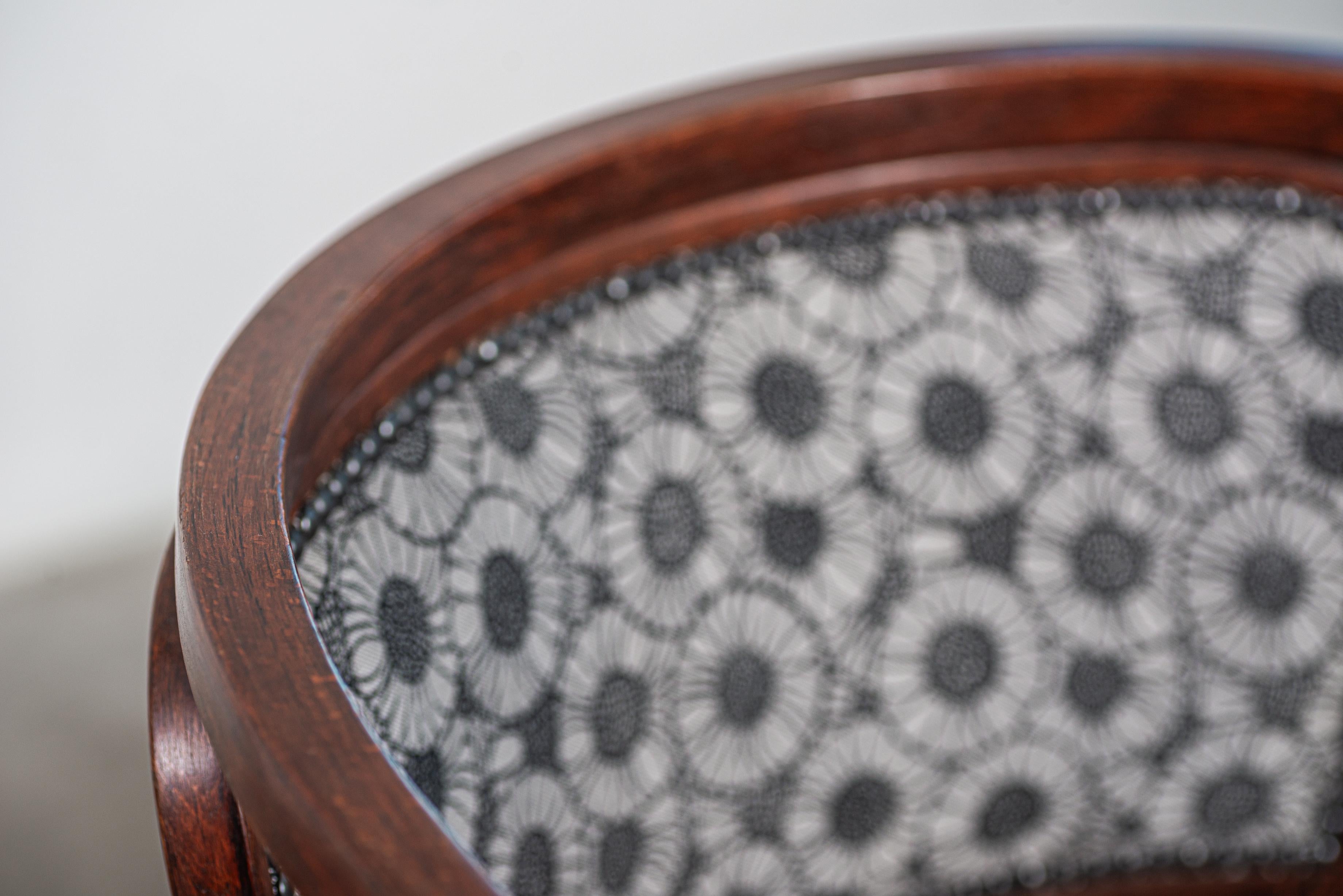 No. 715 Paire de fauteuils par Gustav Siegel pour Jacob and Josef Kohn, Vienne 19 en vente 7