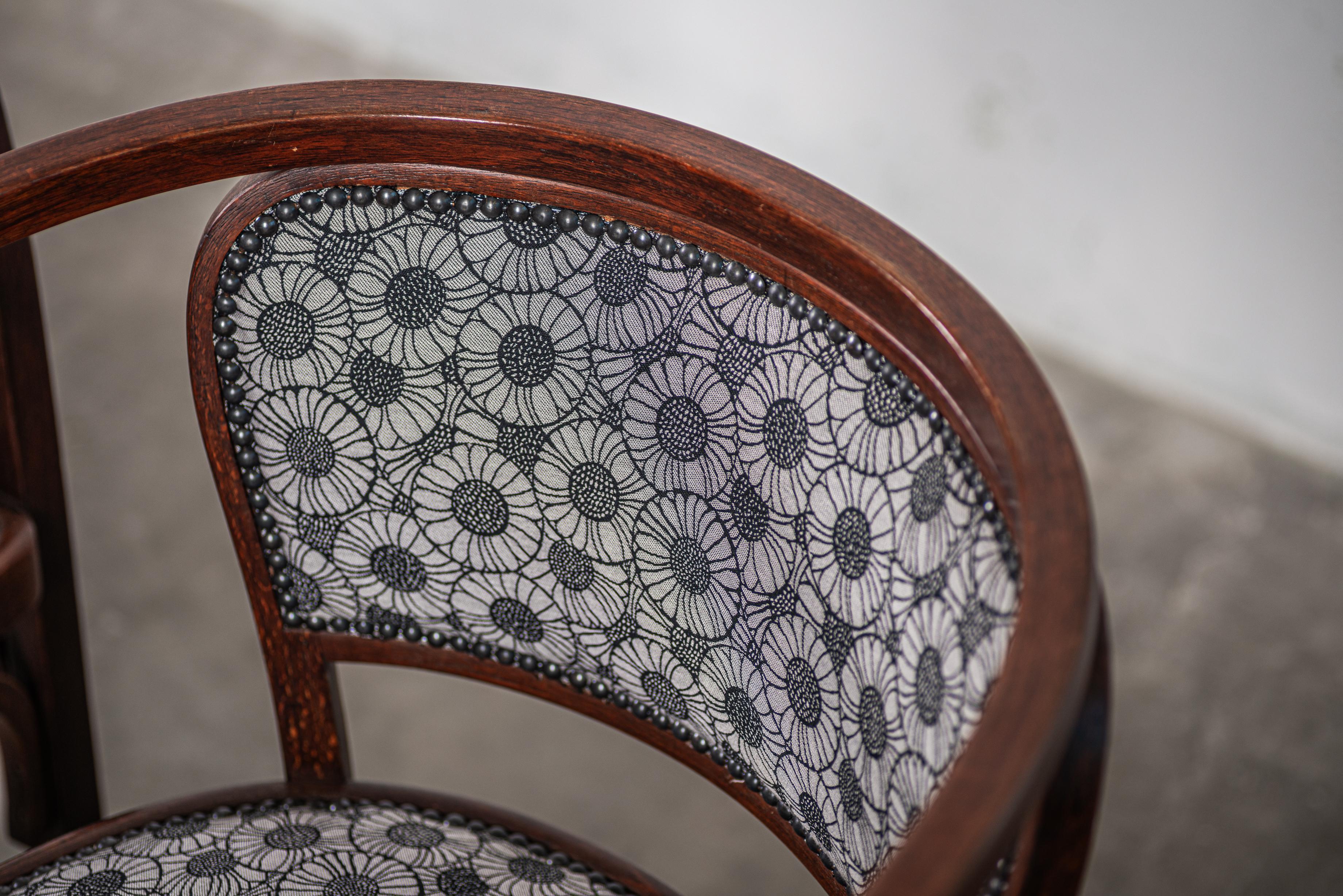 Autrichien No. 715 Paire de fauteuils par Gustav Siegel pour Jacob and Josef Kohn, Vienne 19 en vente