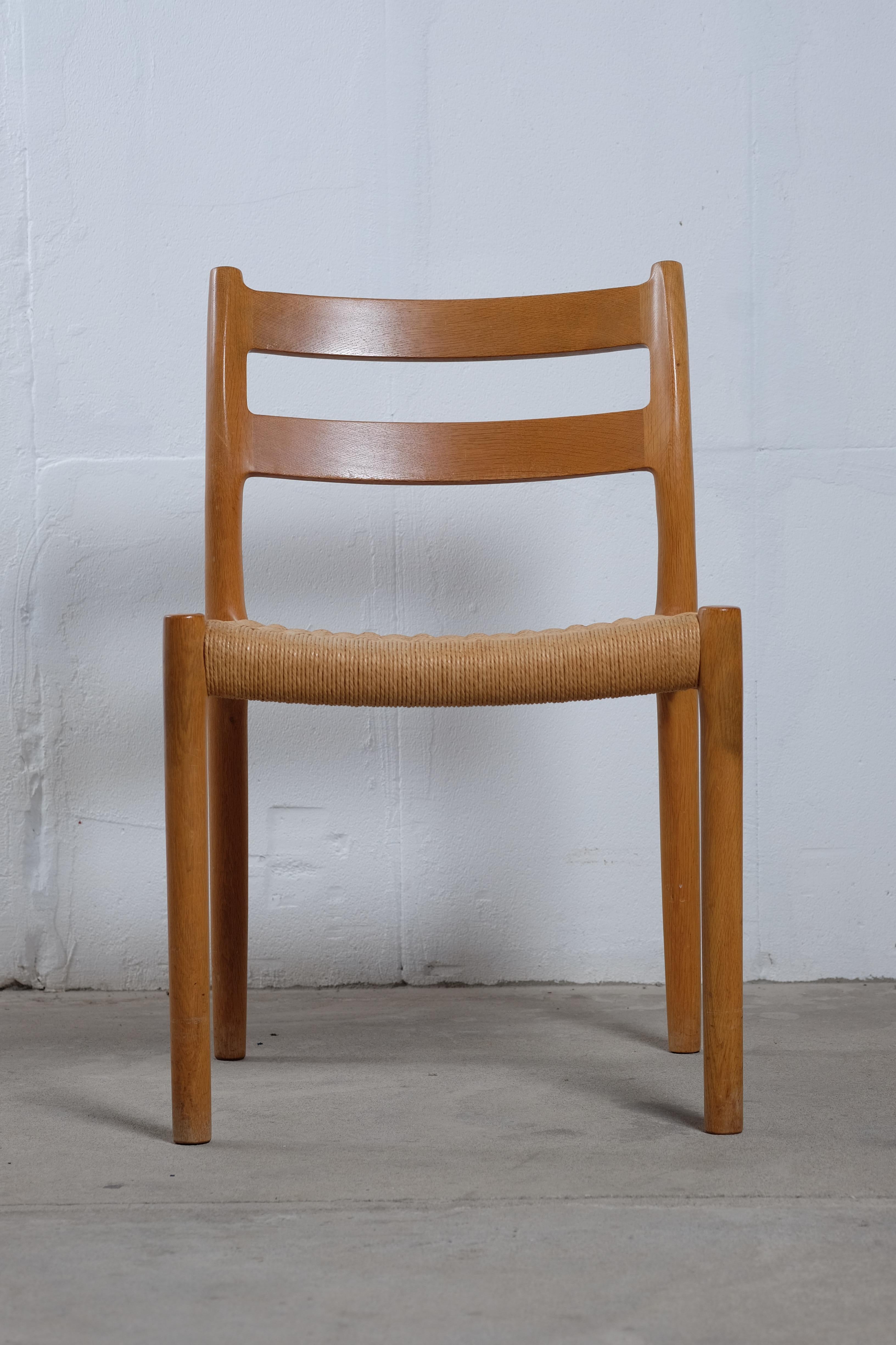 No. 84 Oak Dining Chairs with Paper Cord Seats by Niels Otto Møller In Good Condition For Sale In Middelfart, Fyn