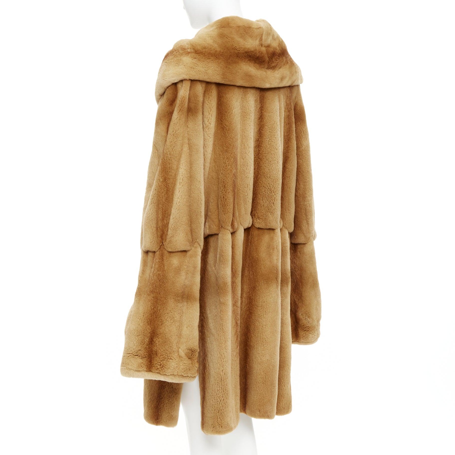 Marrone NO BRAND tan brown fur rounded shawl collar statement button long coat in vendita