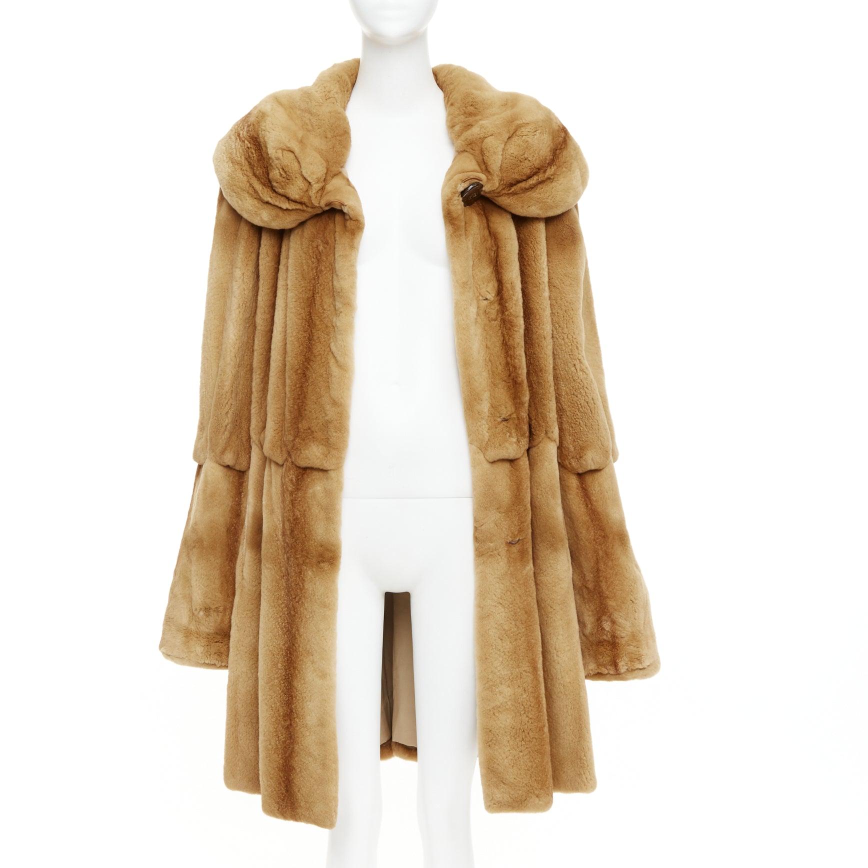 Donna NO BRAND tan brown fur rounded shawl collar statement button long coat in vendita