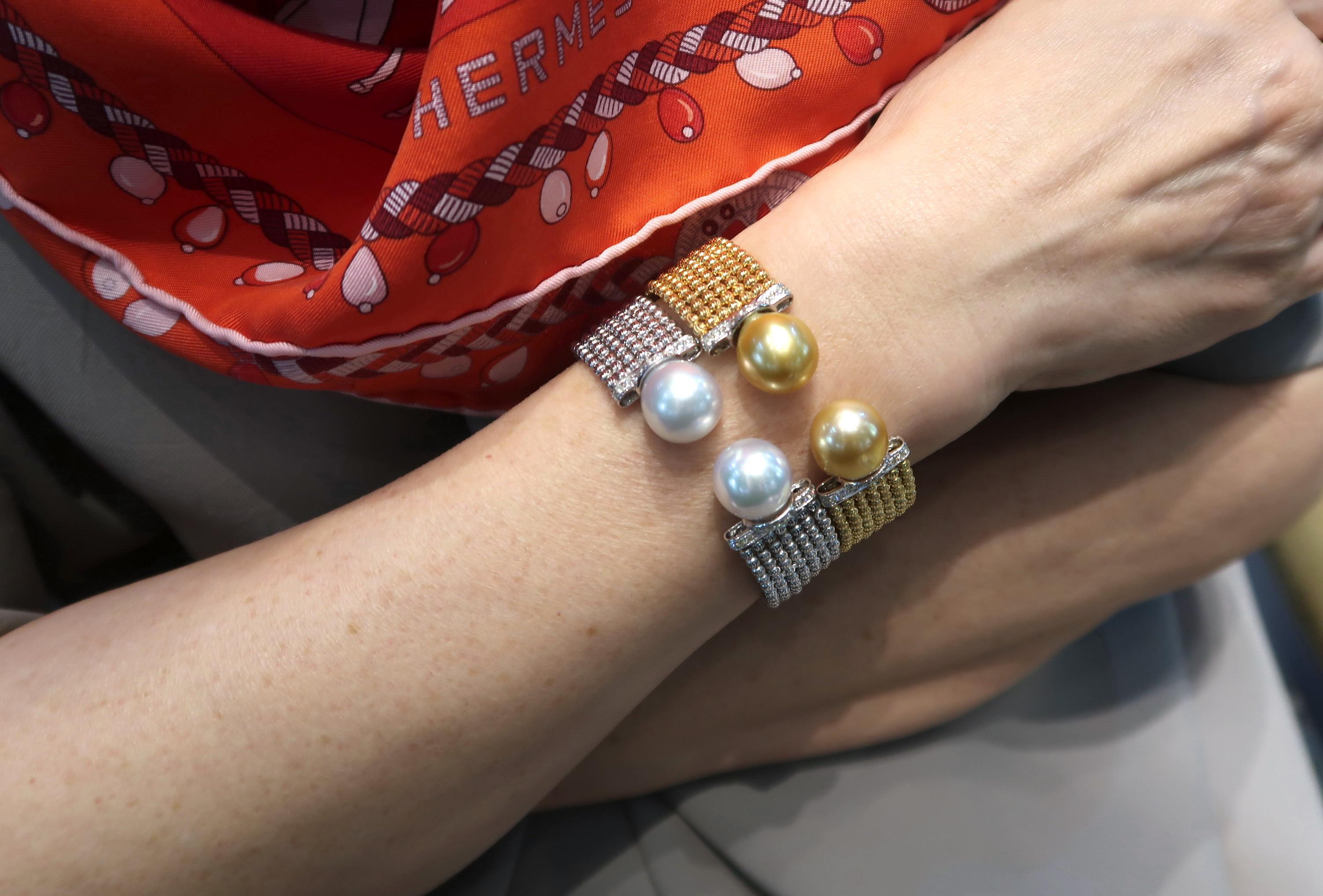 Easy-to-Wear Spring Open Bangle in 18K Gold w/ Diamonds & White South Sea Pearls For Sale 6