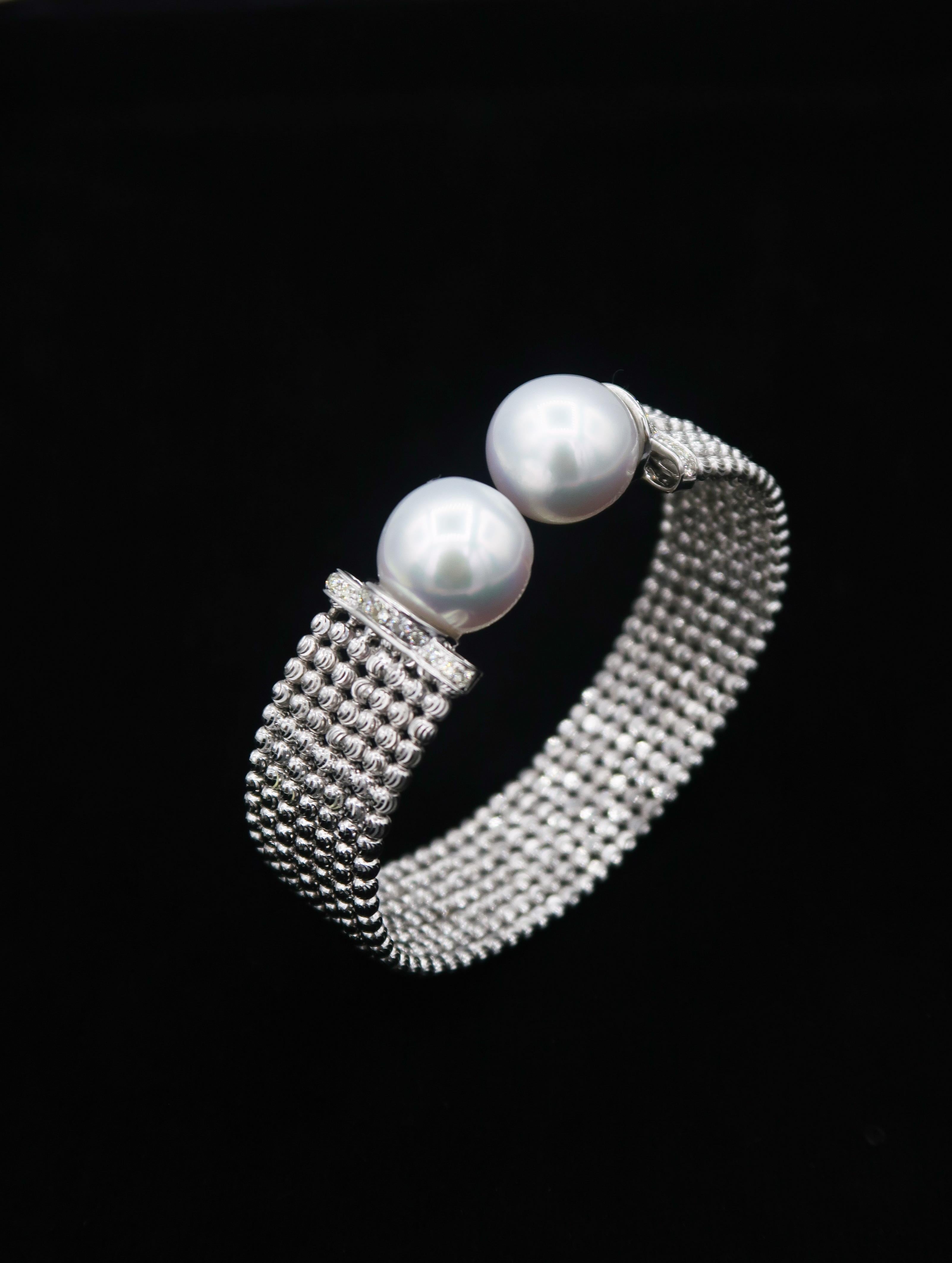 Brilliant Cut Easy-to-Wear Spring Open Bangle in 18K Gold w/ Diamonds & White South Sea Pearls For Sale