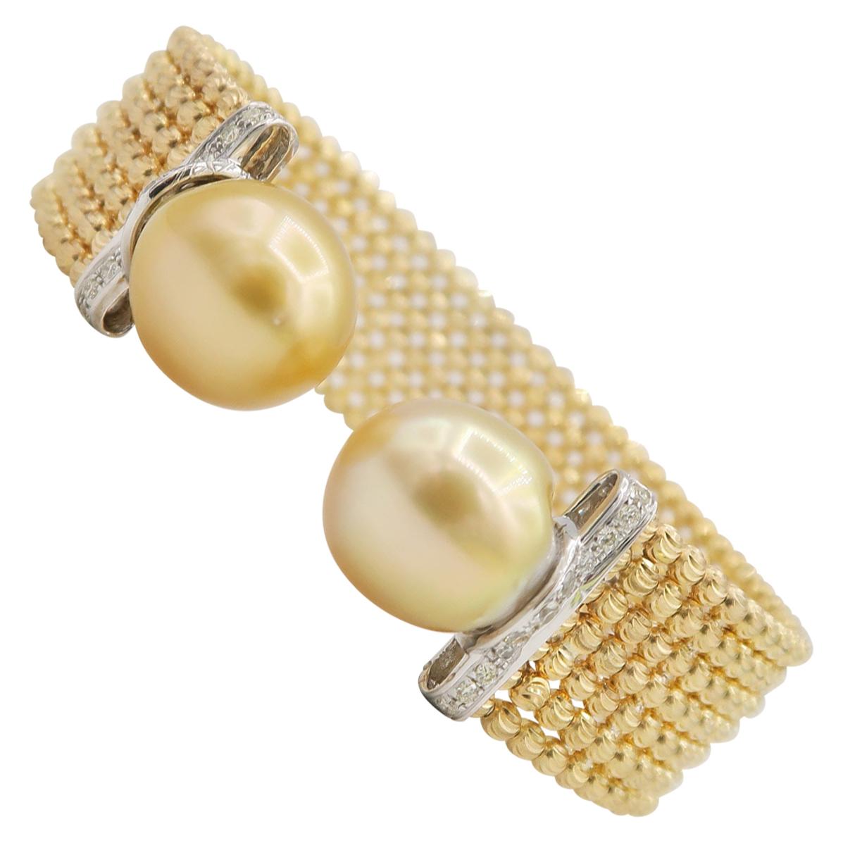 Easy-to-Wear Spring Open Bangle in 18K Gold w/ Diamonds & Gold South Sea Pearls For Sale