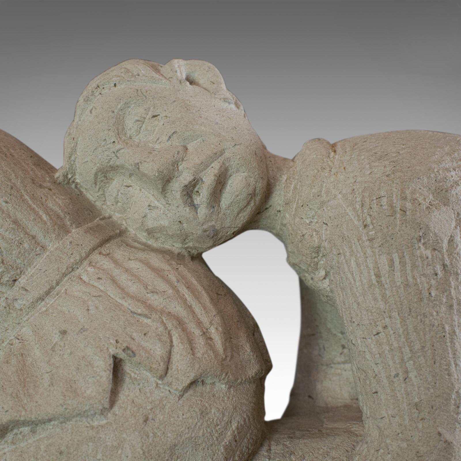 No Evil, Opera d'arte scultorea, Scultura, Dominic Hurley, Portland Stone, Allegoria in vendita 1